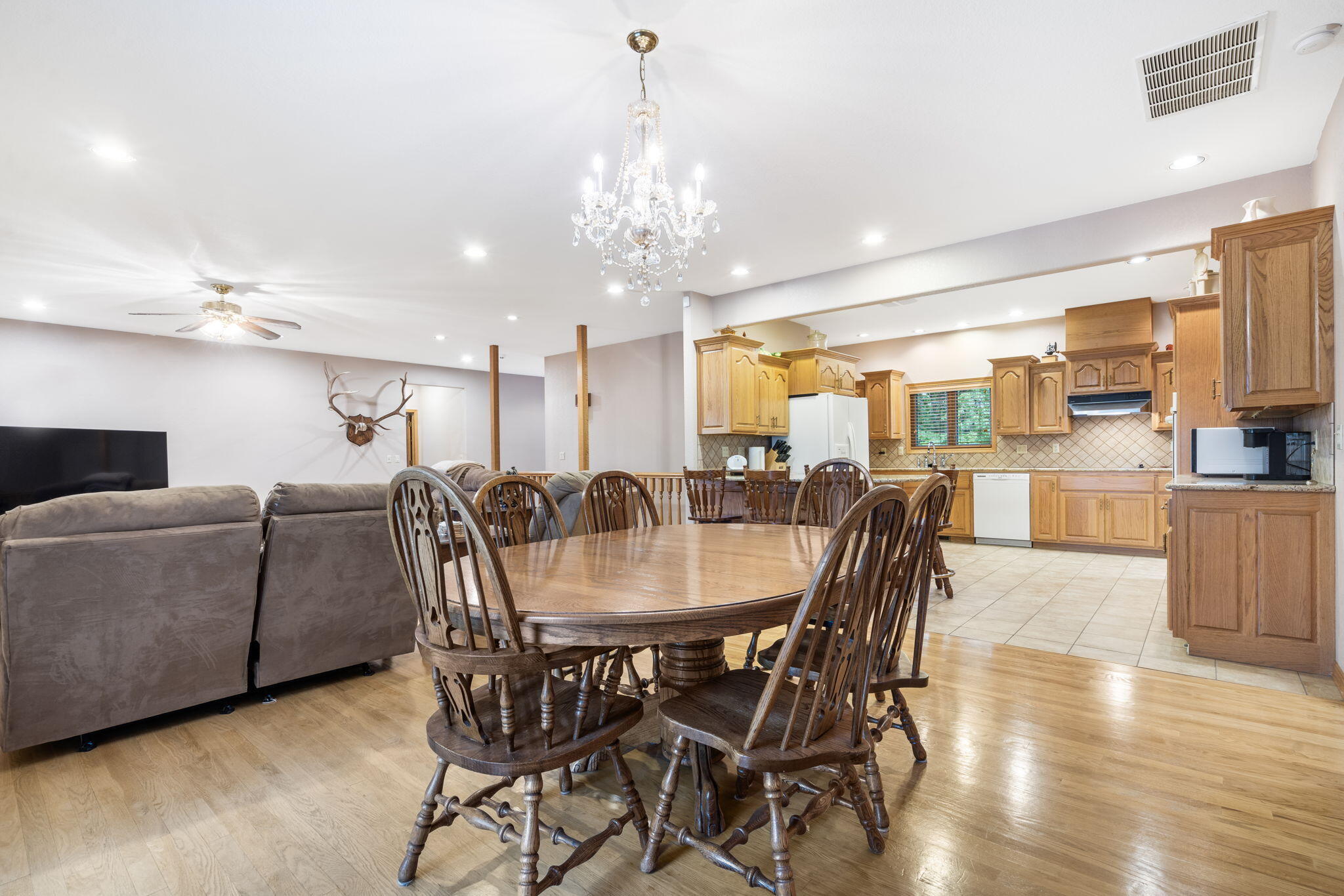 2130 Carlton Road Property Photo 10