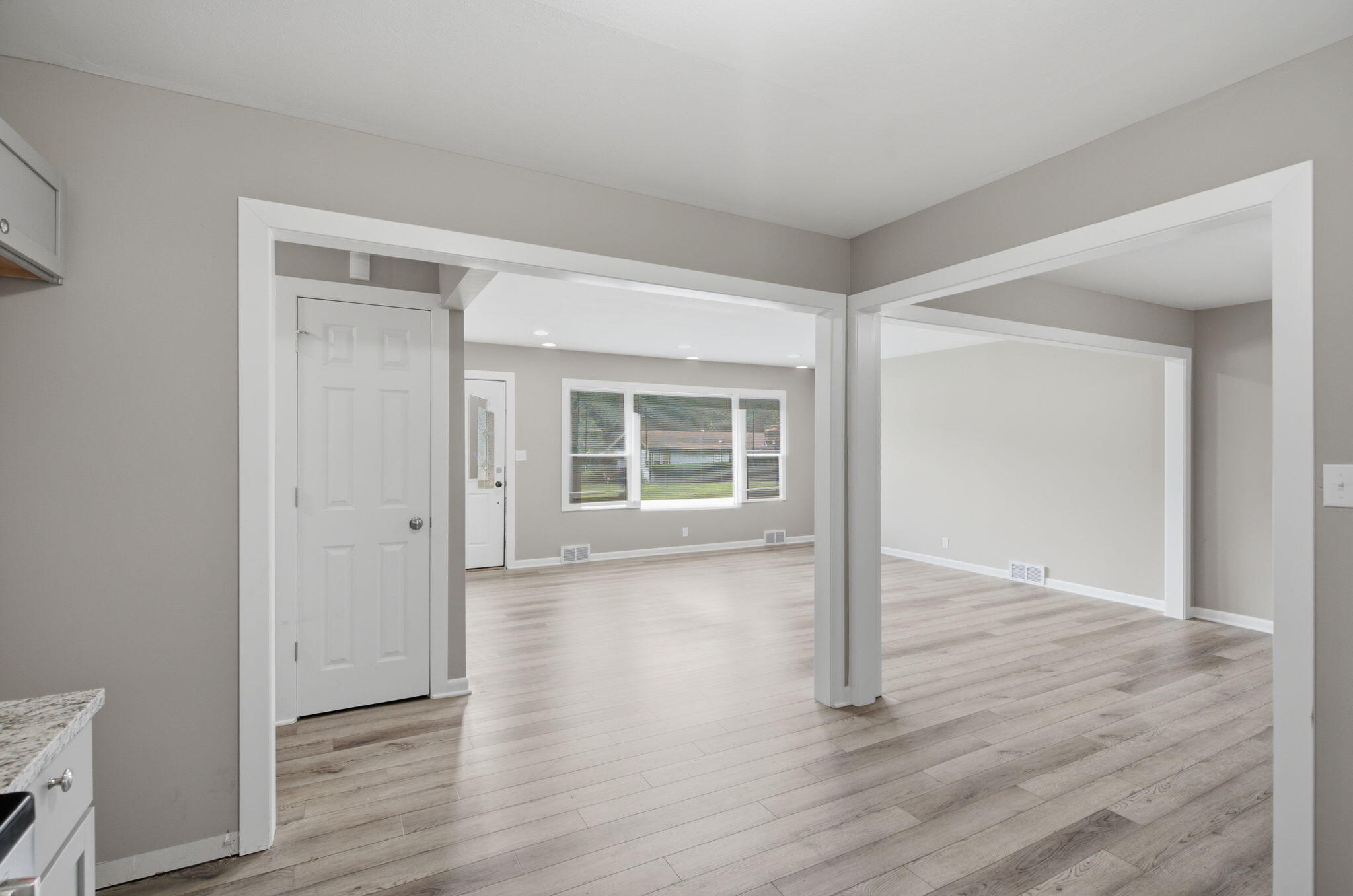 1259 East Berkeley Street Property Photo 12