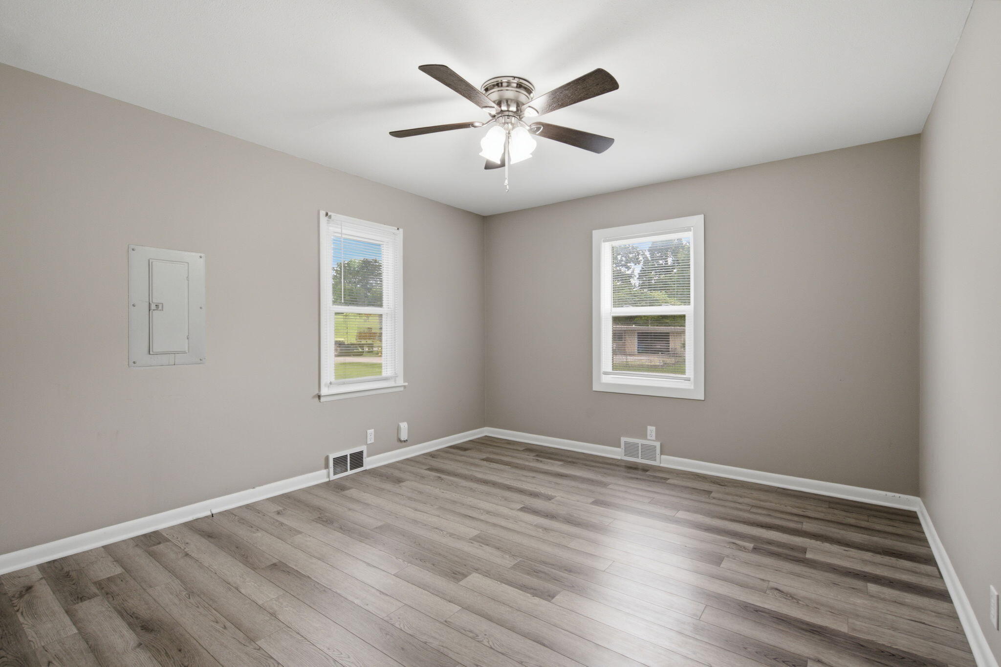 1259 East Berkeley Street Property Photo 16