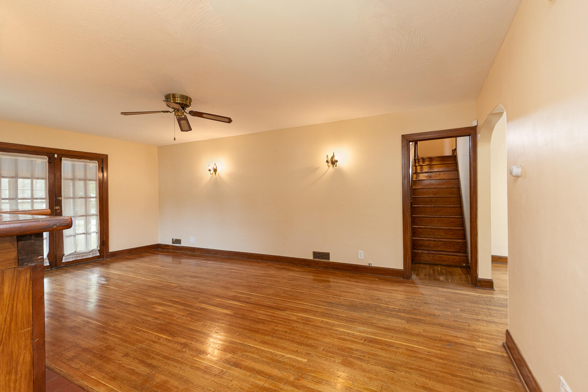 1328 East Bennett Street Property Photo 12