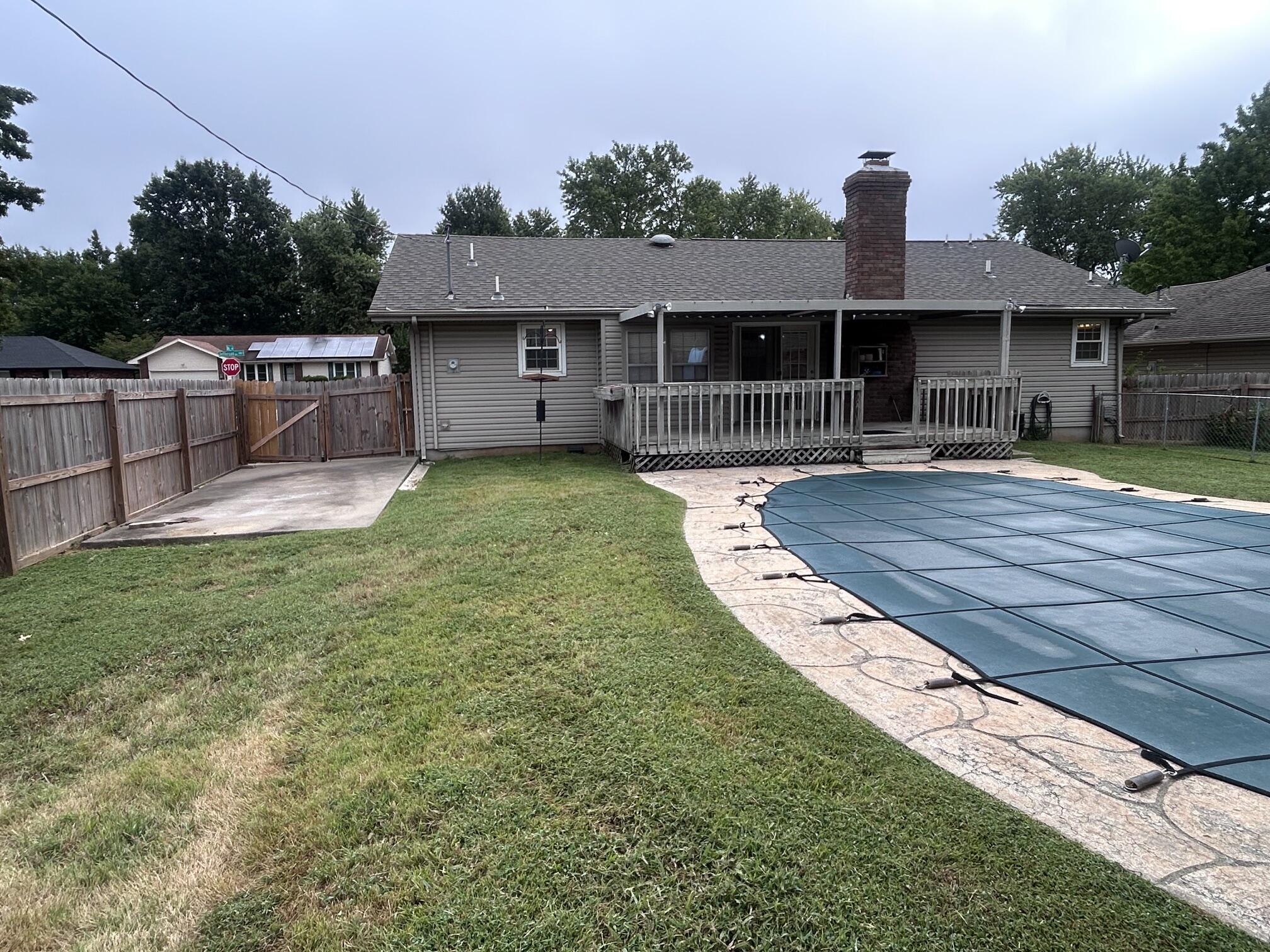 3233 South Jefferson Avenue Property Photo 6
