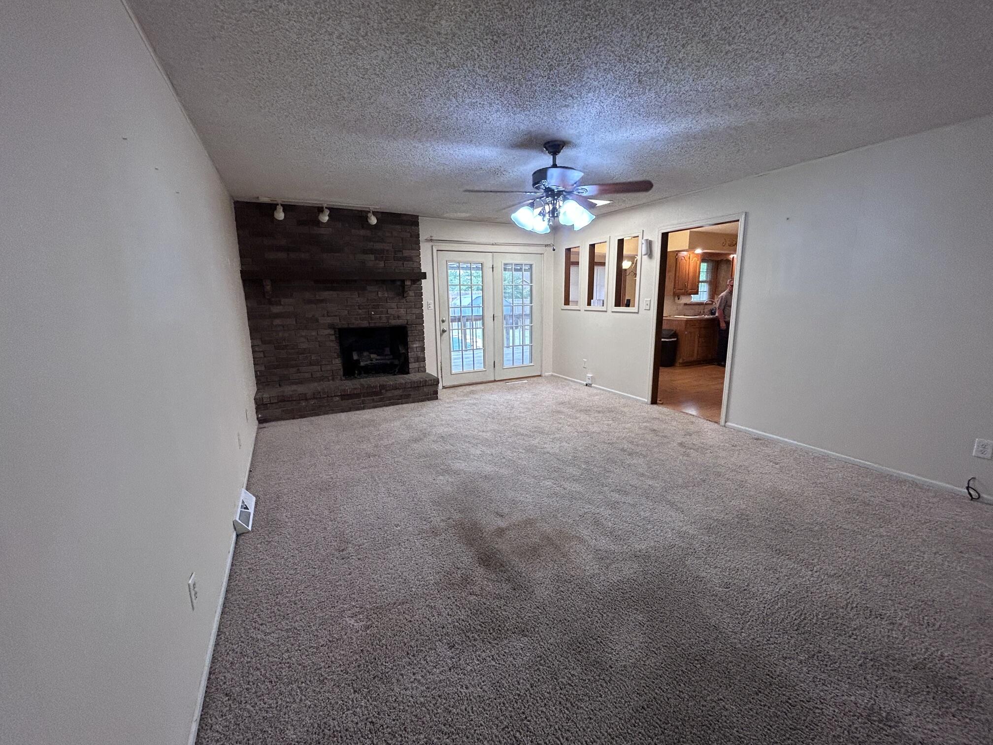 3233 South Jefferson Avenue Property Photo 11