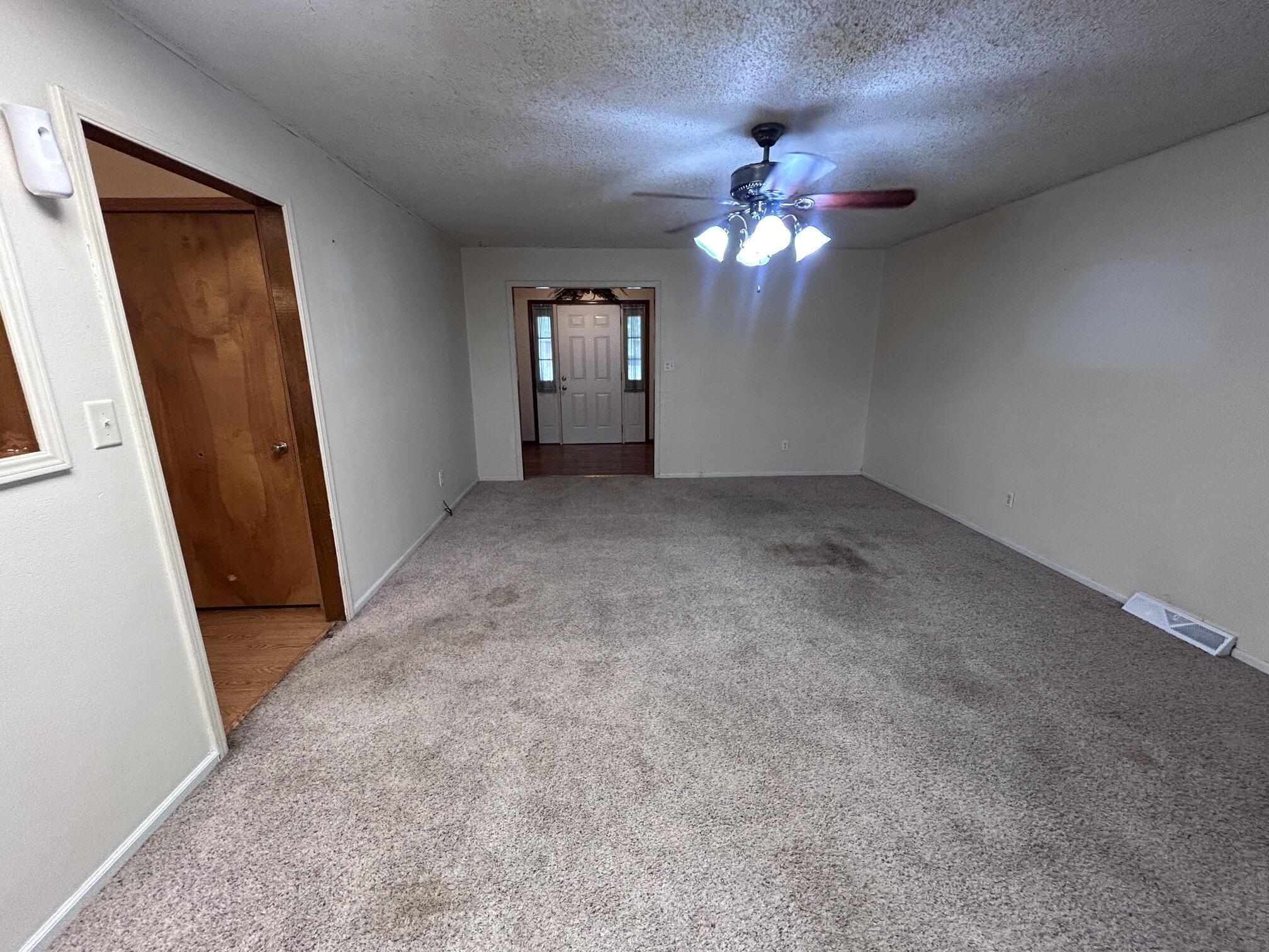 3233 South Jefferson Avenue Property Photo 13