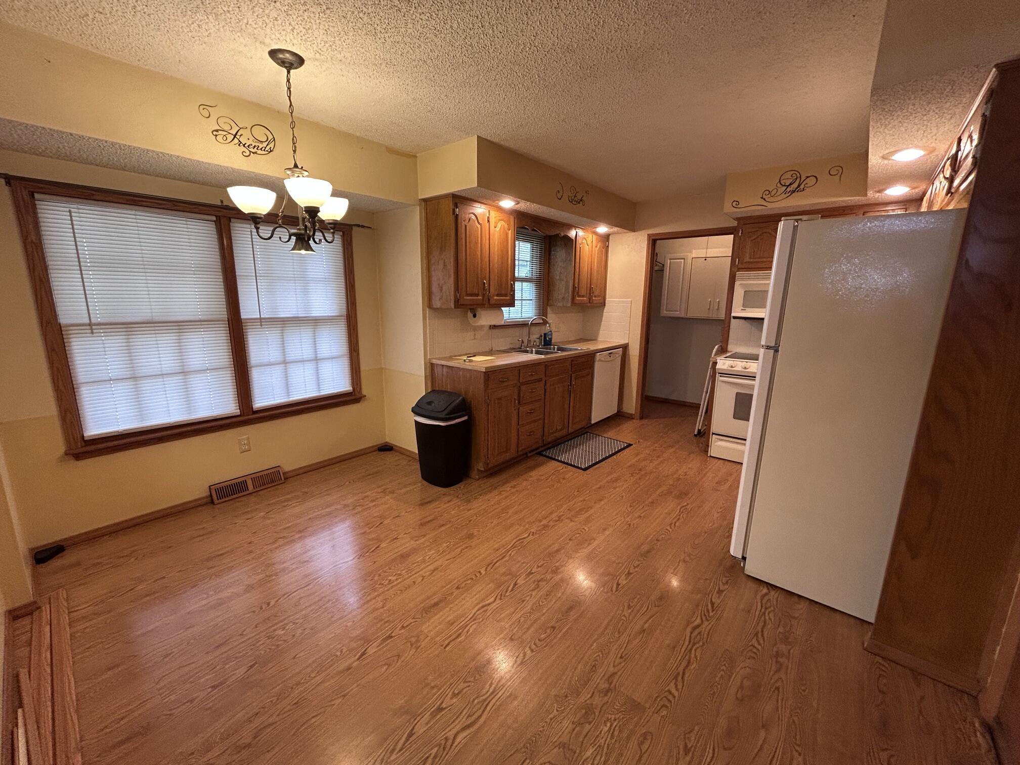 3233 South Jefferson Avenue Property Photo 14