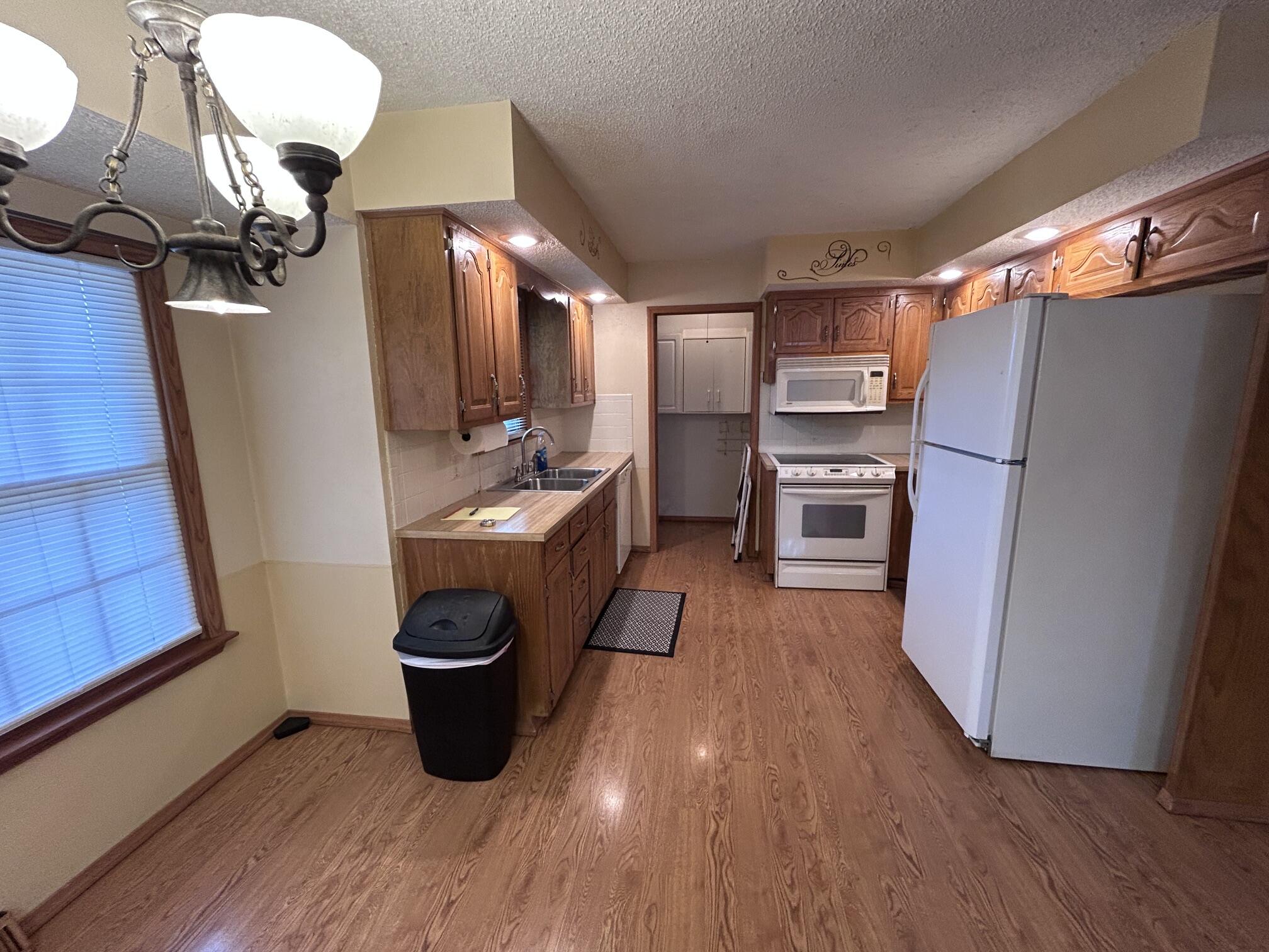 3233 South Jefferson Avenue Property Photo 15