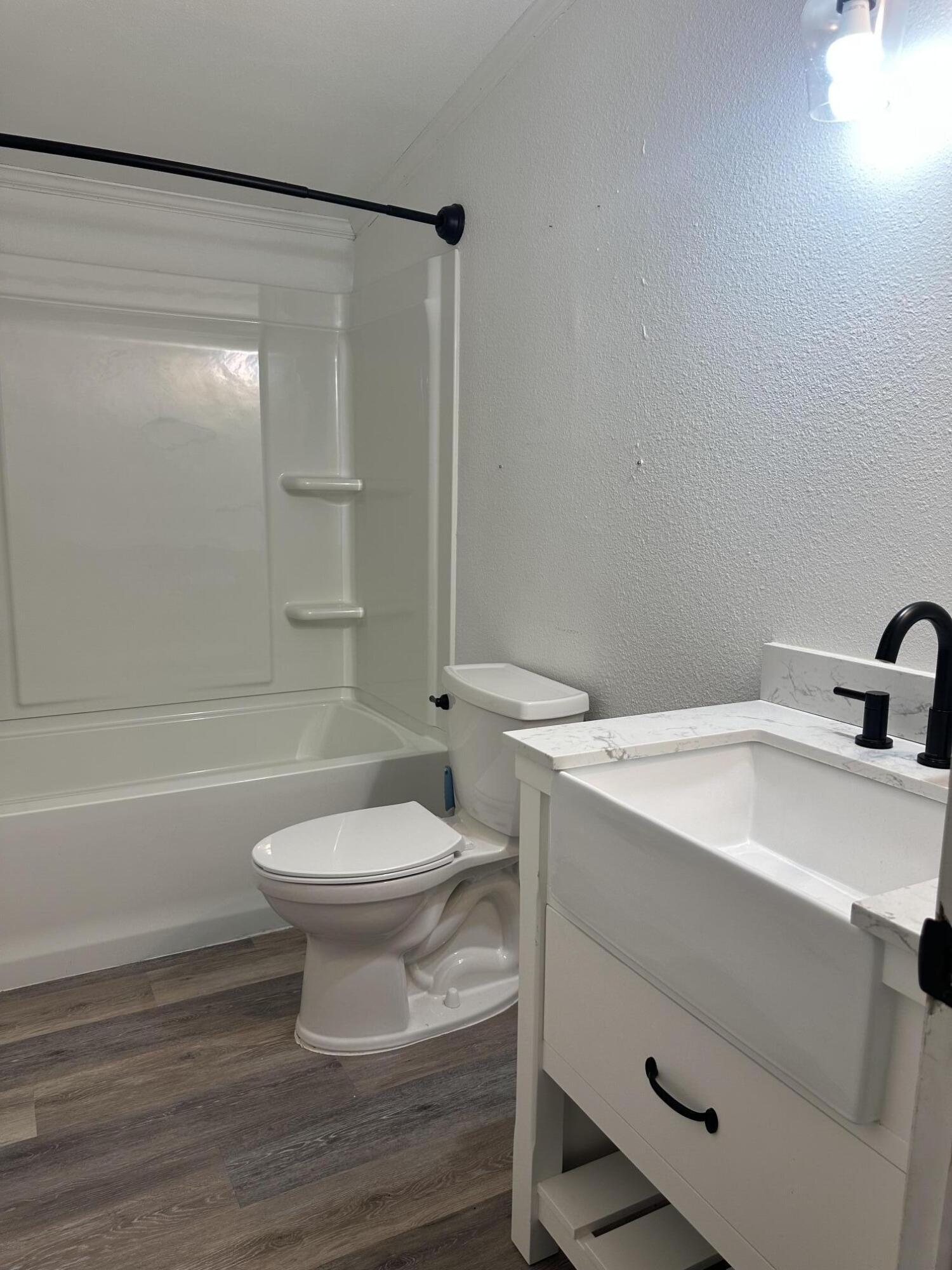 18611 Farm Road 2107 Property Photo 17