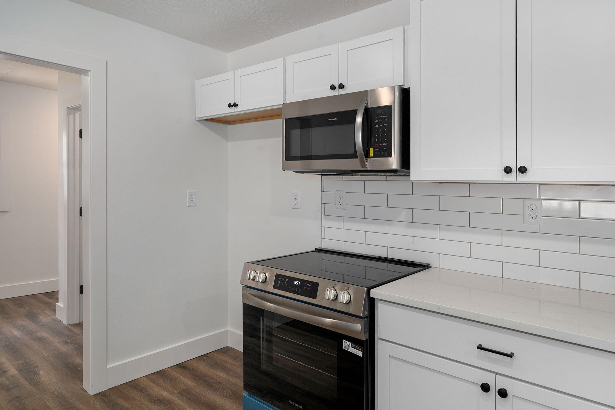 1025 West Vancouver Street Property Photo 7
