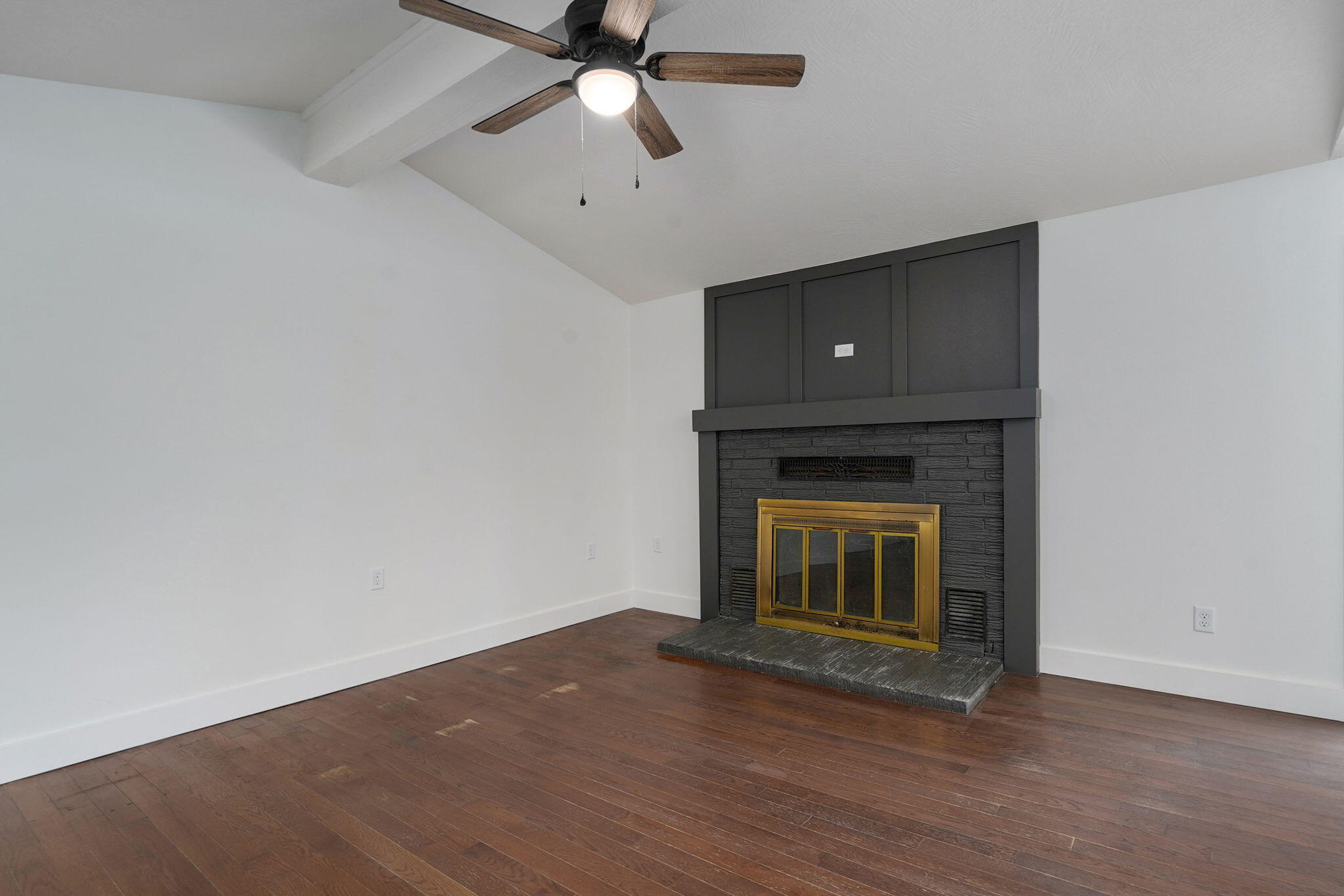1025 West Vancouver Street Property Photo 13