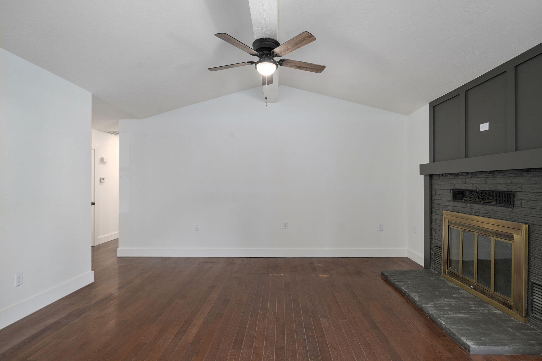 1025 West Vancouver Street Property Photo 14