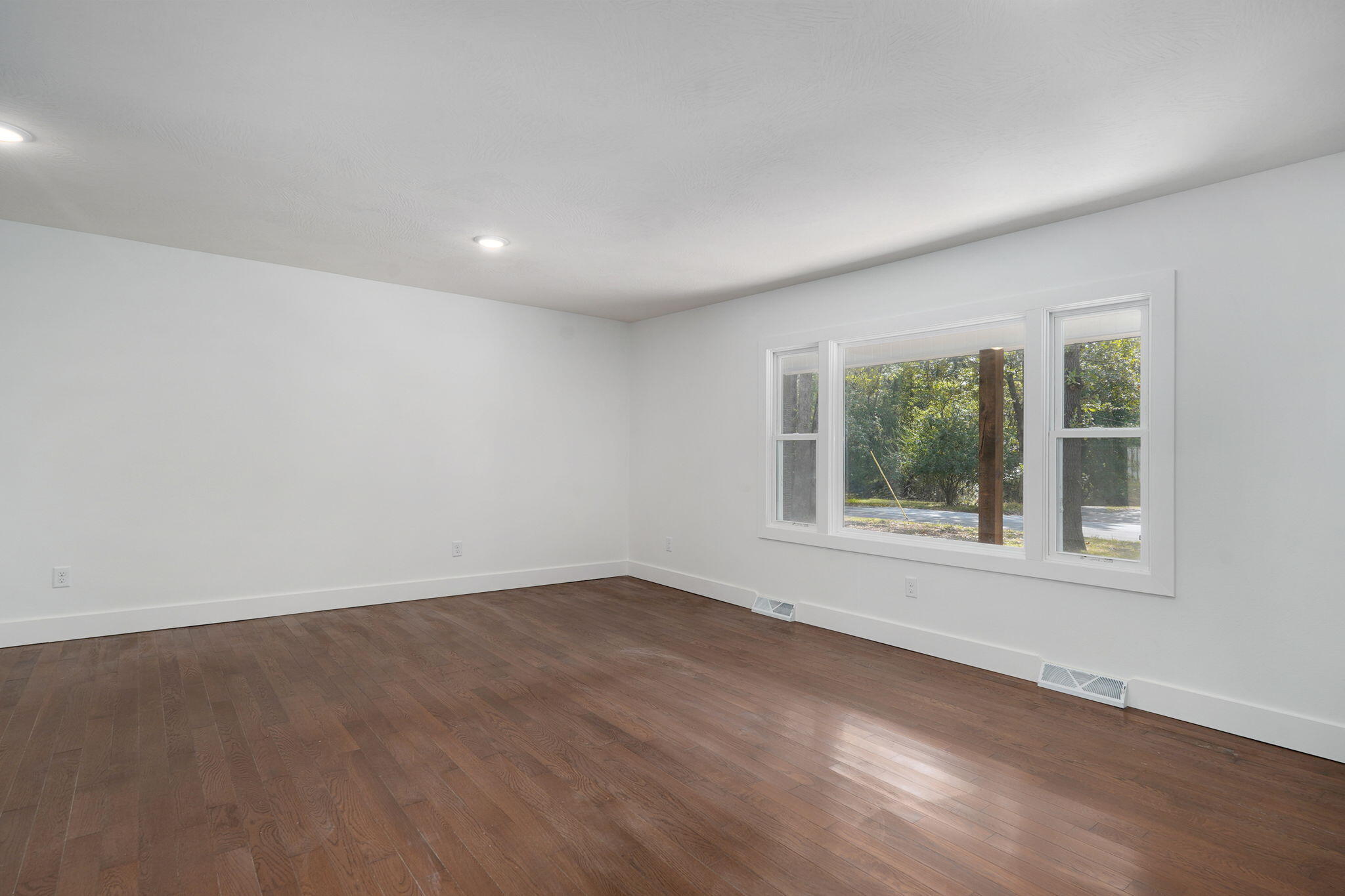 1025 West Vancouver Street Property Photo 18