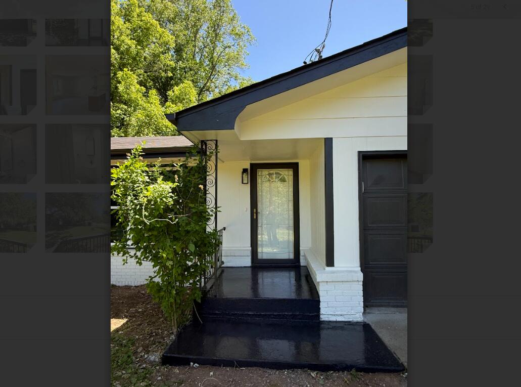 928 Walnut Lawn Court Property Photo 3