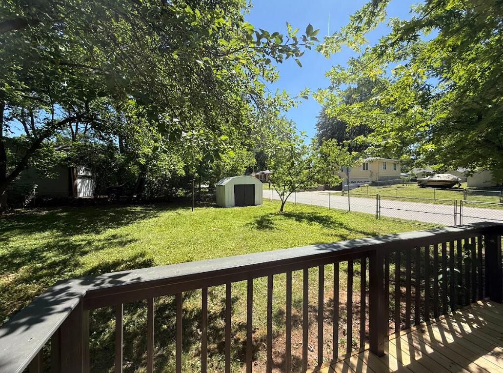 928 Walnut Lawn Court Property Photo 21