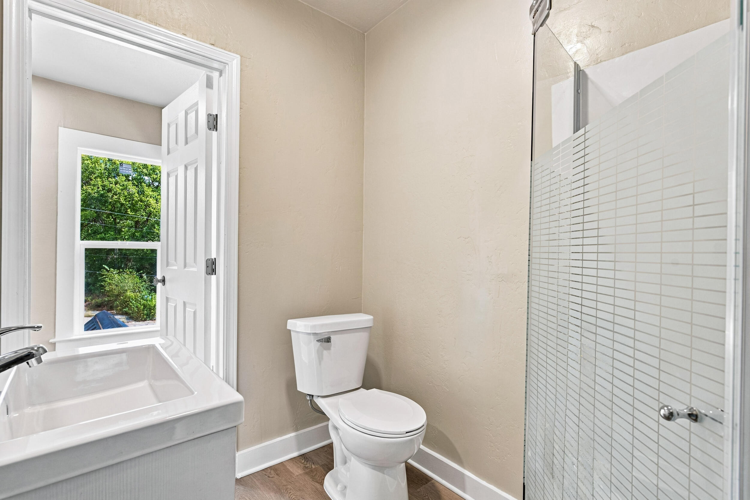313 North Spruce Street Property Photo 35
