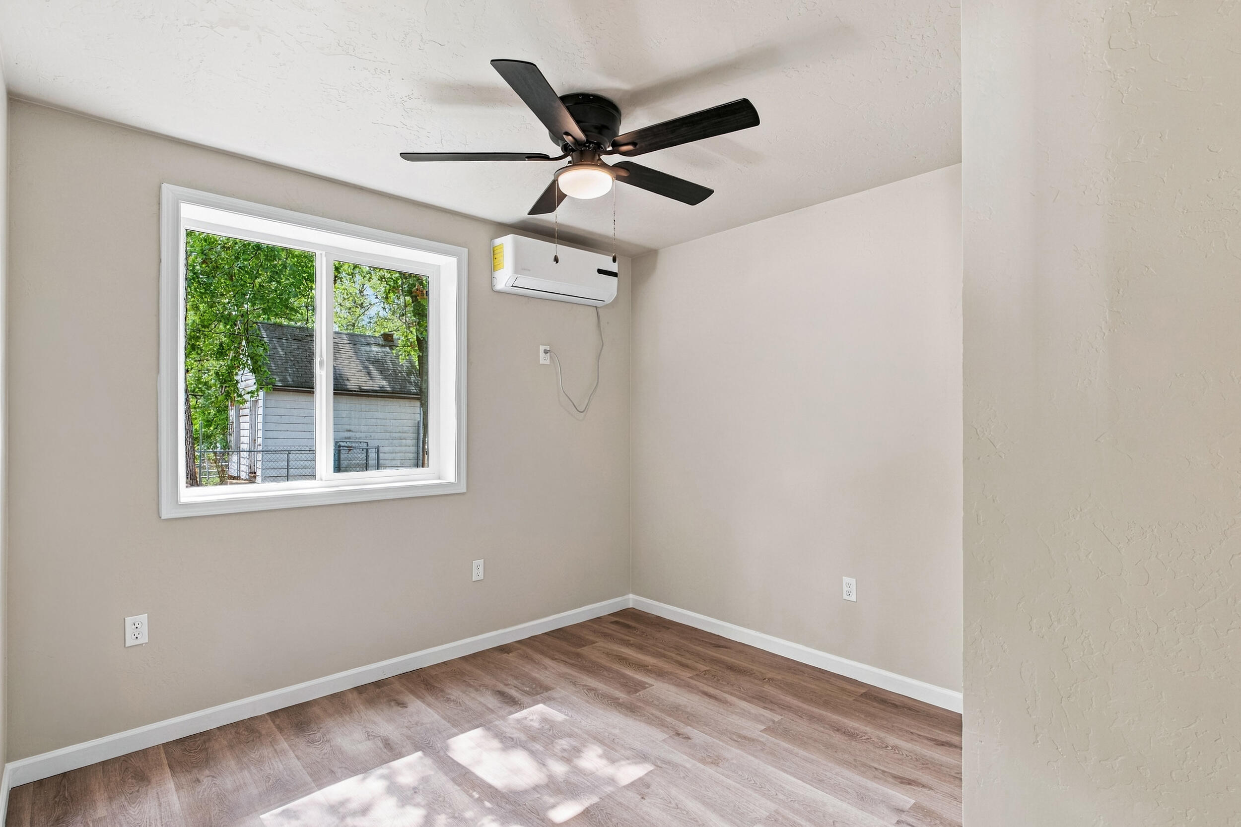 313 North Spruce Street Property Photo 50