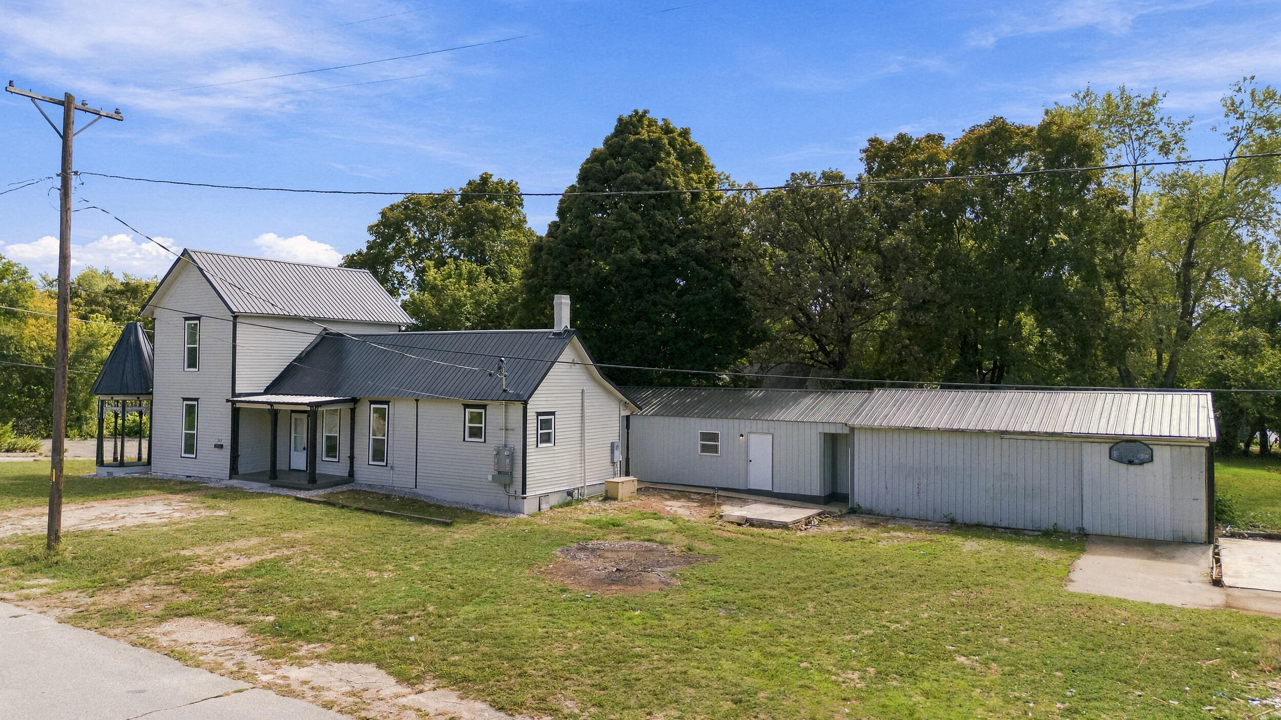 313 North Spruce Street Property Photo 55