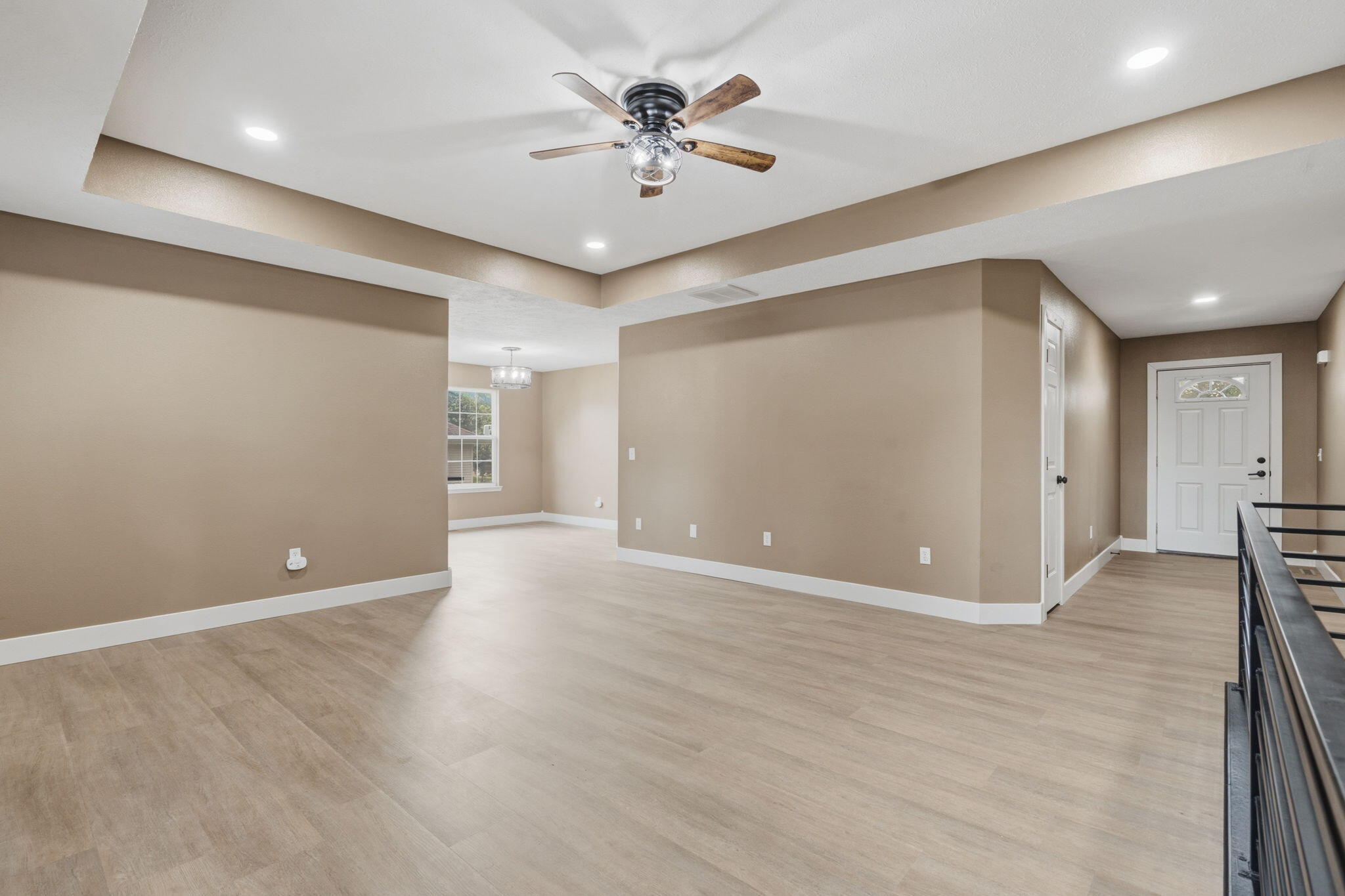 203 Penzance Street Property Photo 6