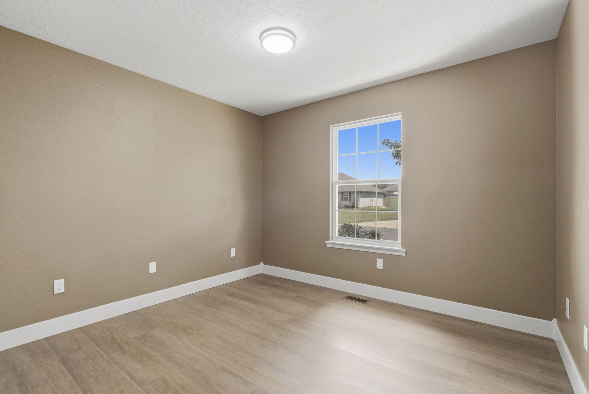 203 Penzance Street Property Photo 27