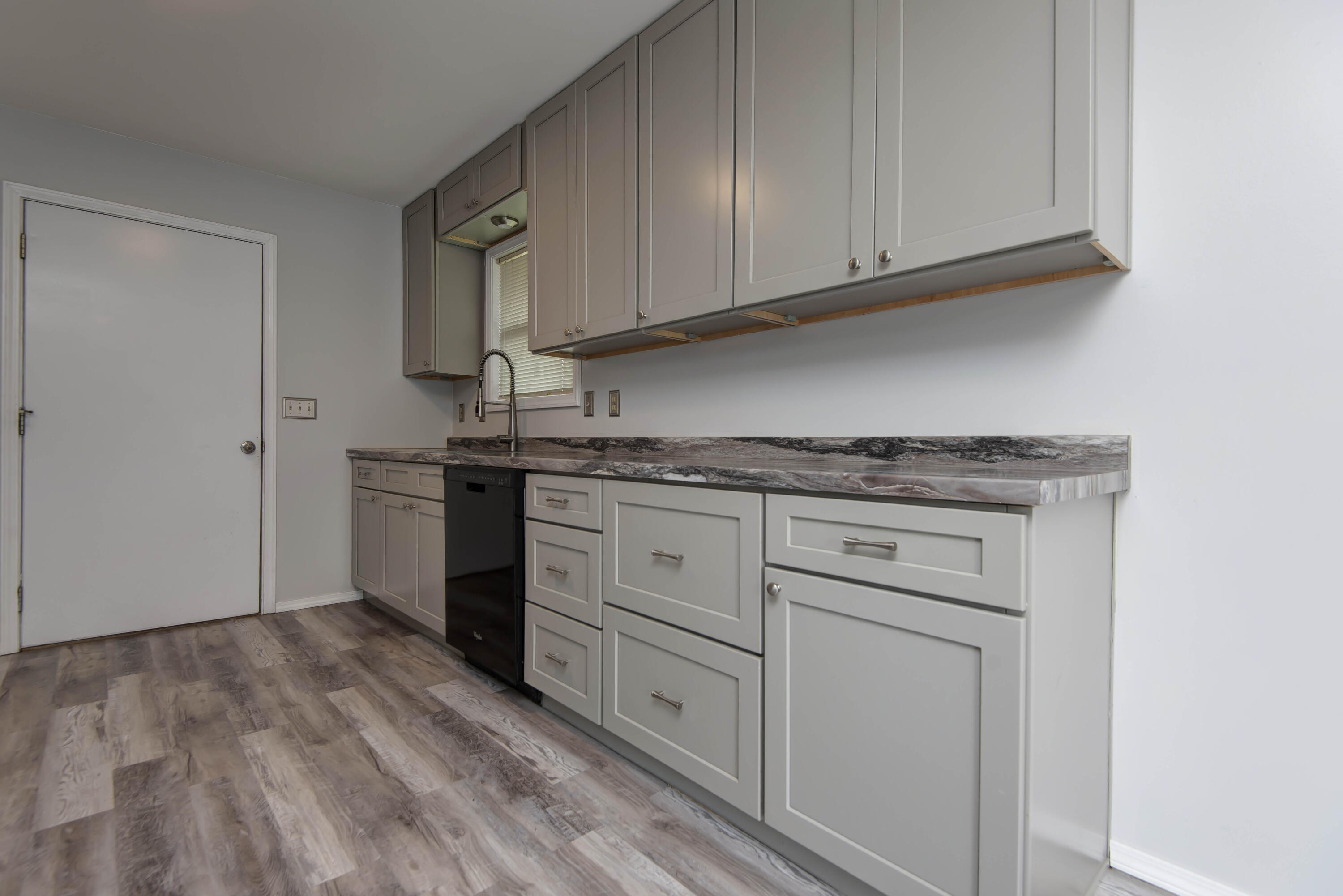 4626 South Falcon Court Property Photo 11