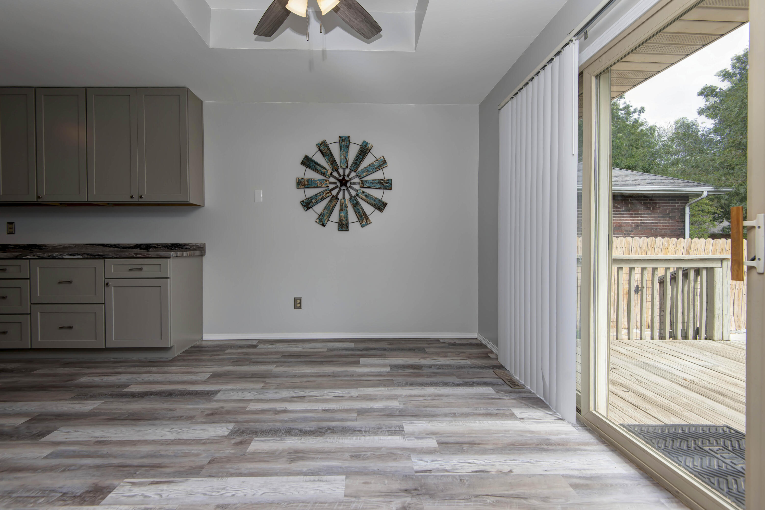 4626 South Falcon Court Property Photo 14