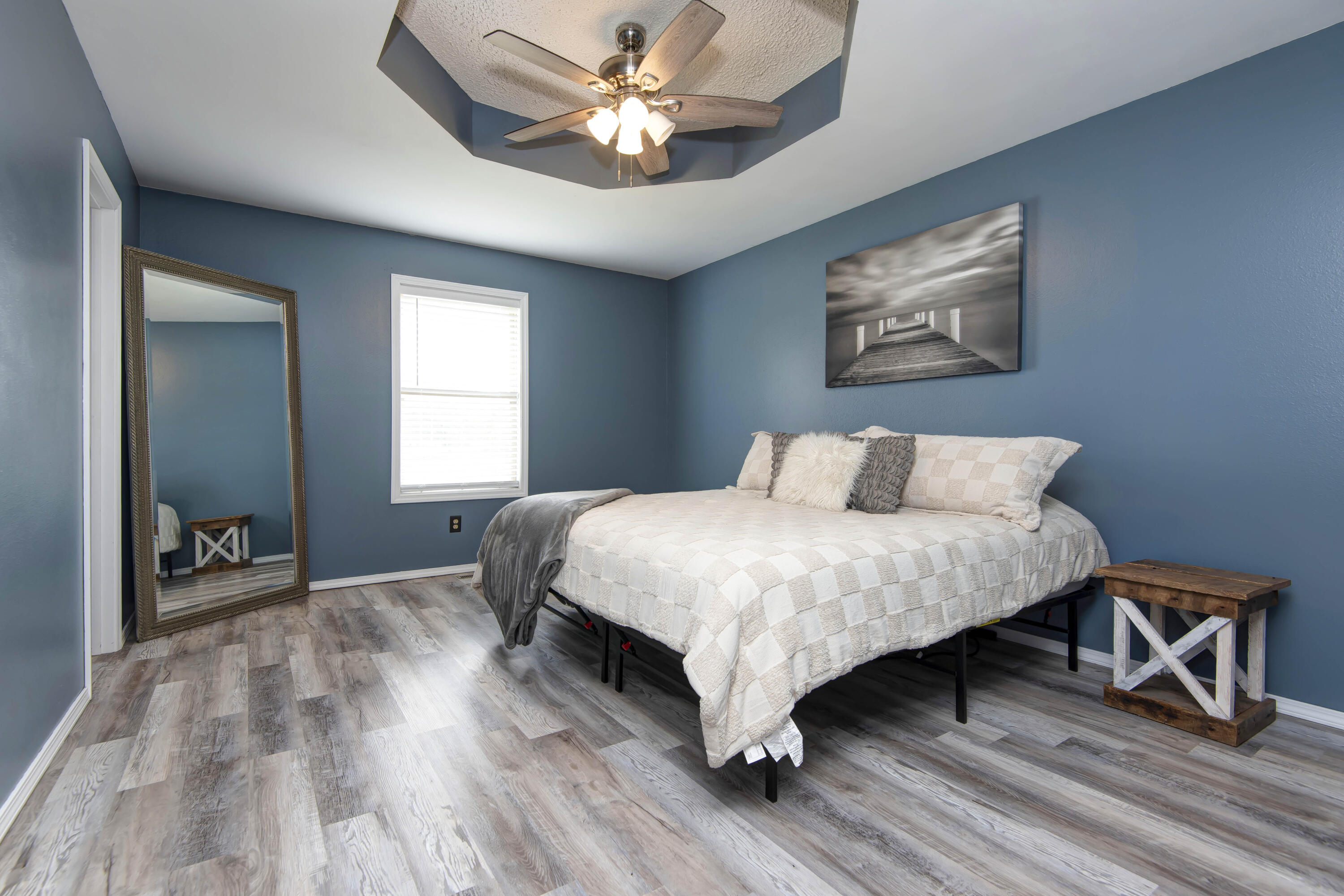 4626 South Falcon Court Property Photo 15