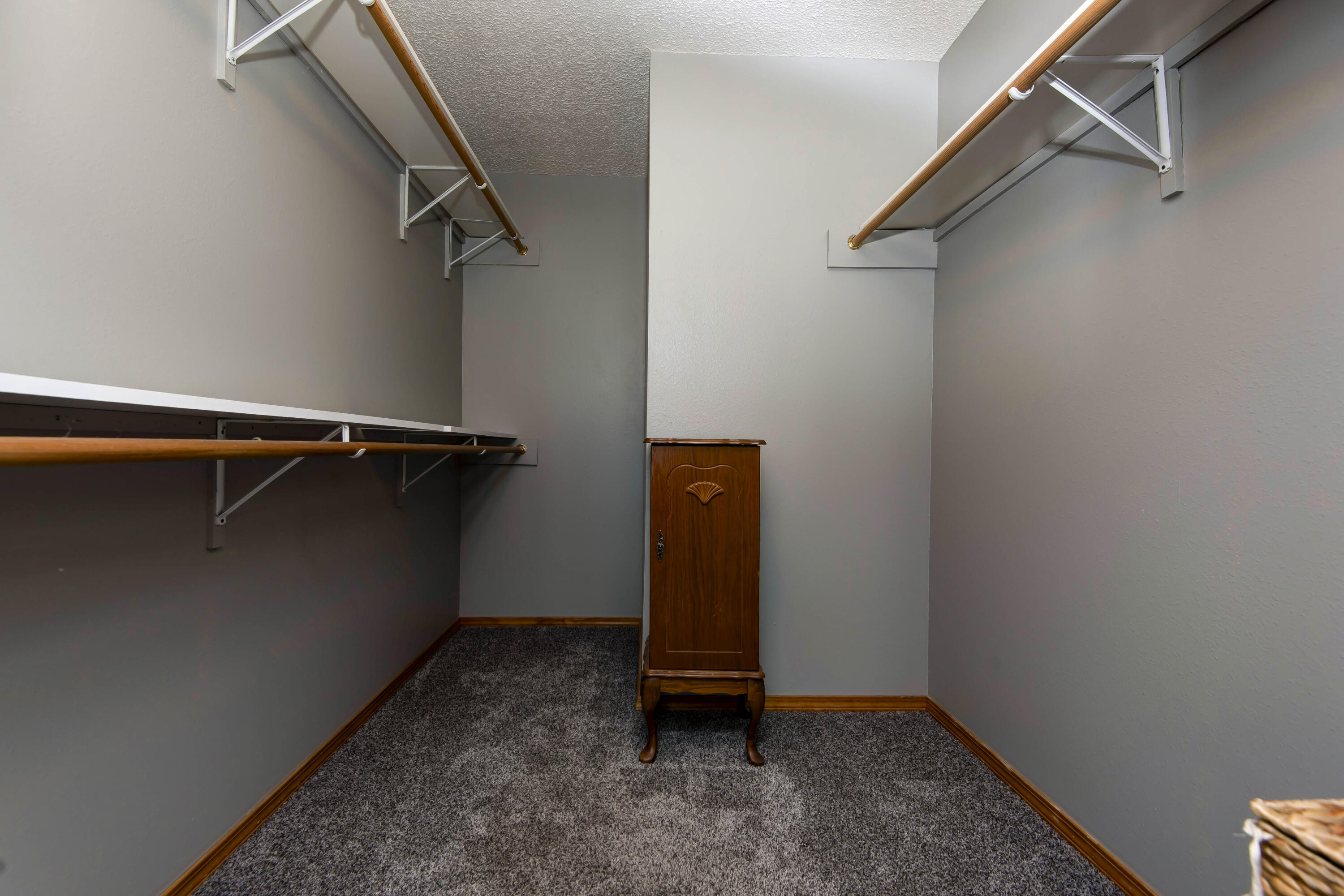 4626 South Falcon Court Property Photo 16