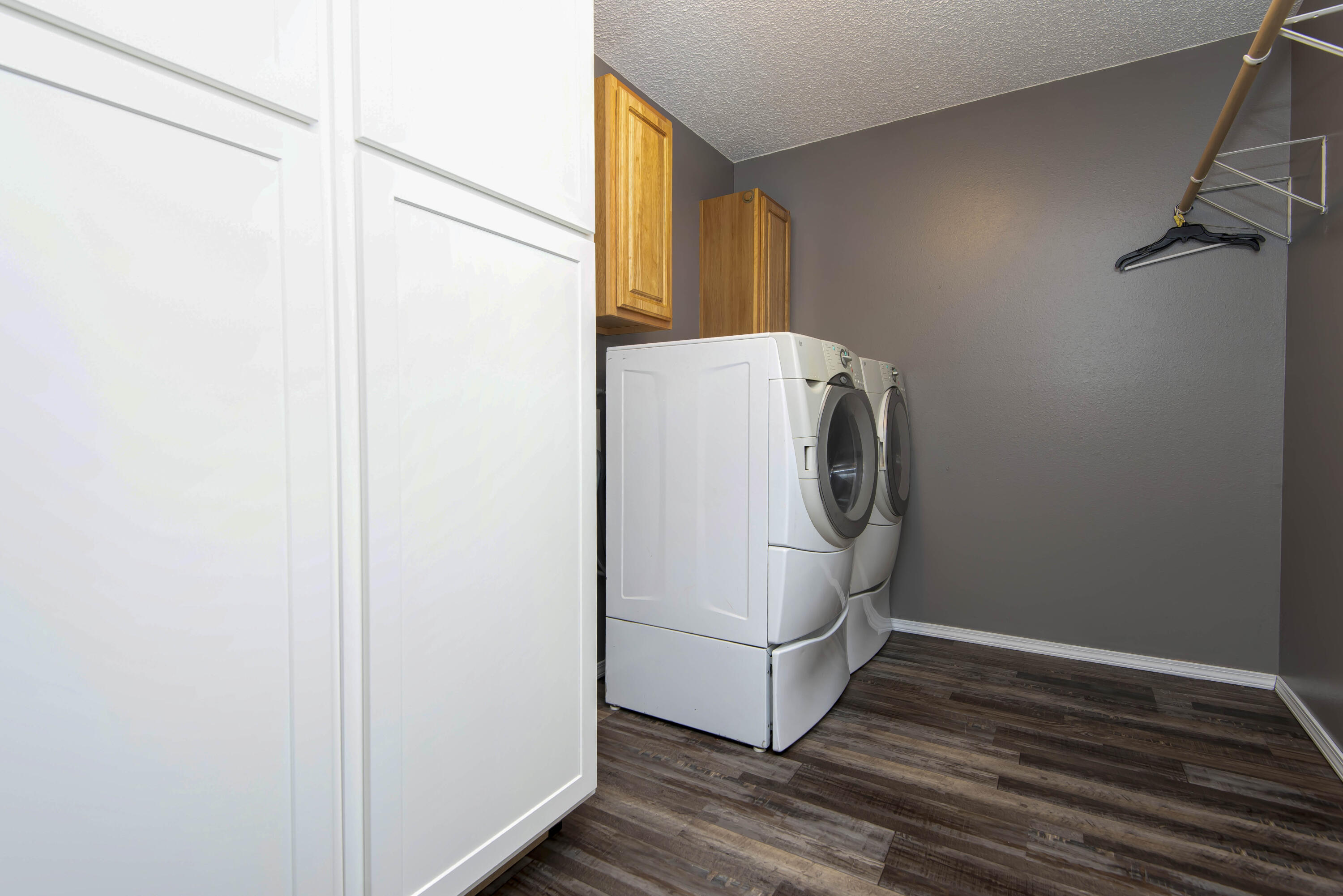 4626 South Falcon Court Property Photo 27