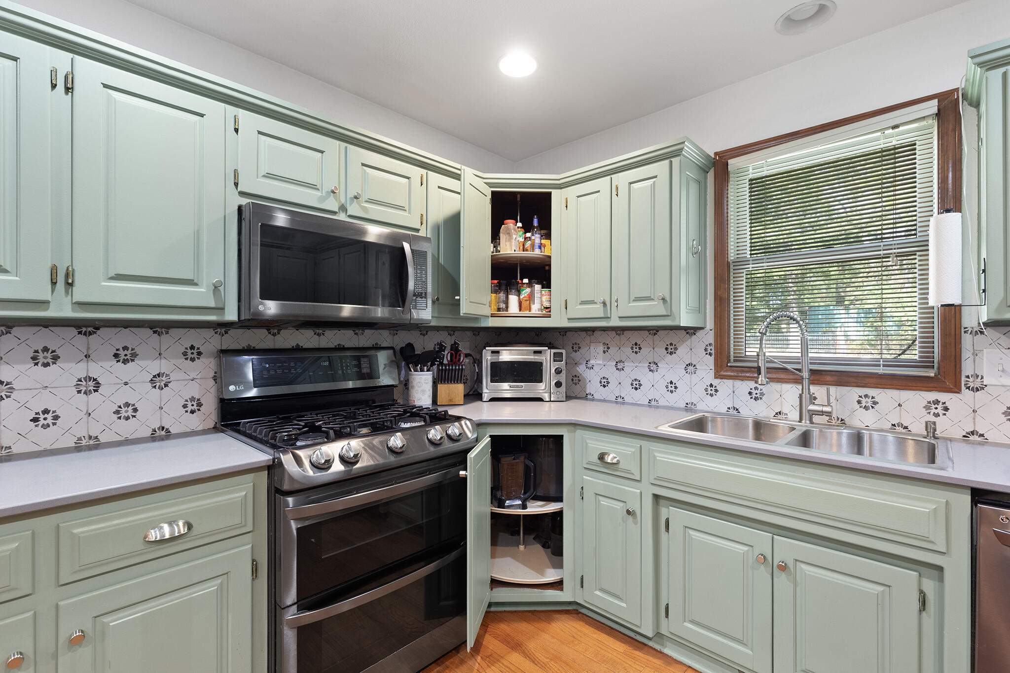 10176 Timberline Circle Property Photo 11