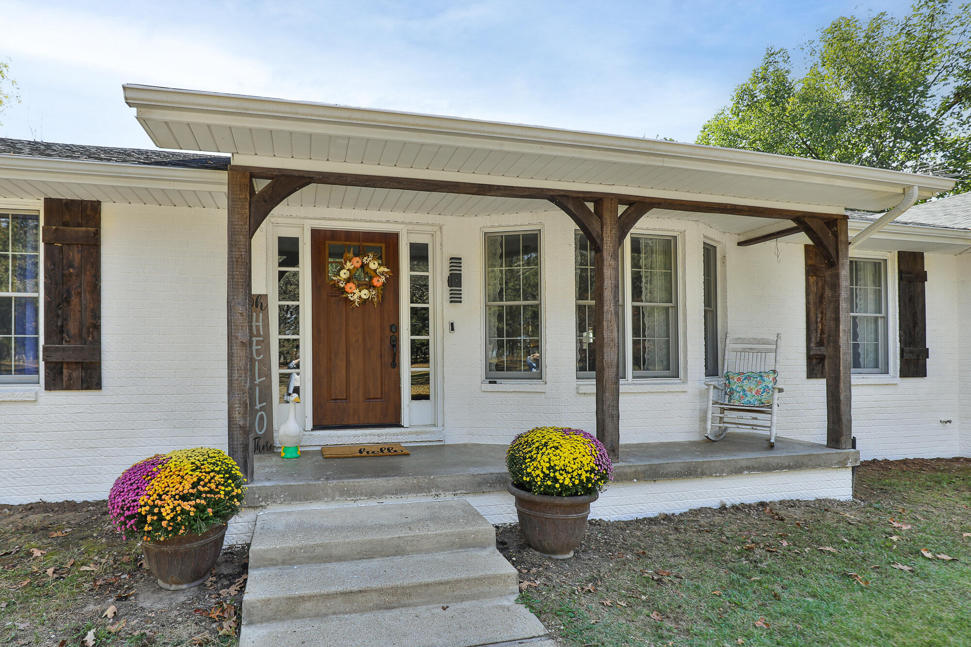 1128 East 425th Road Property Photo 5