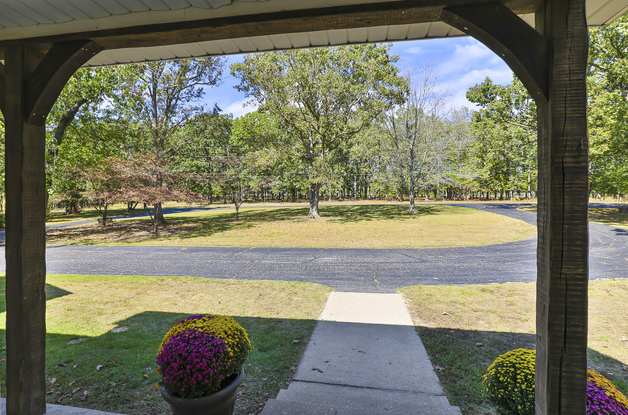 1128 East 425th Road Property Photo 6