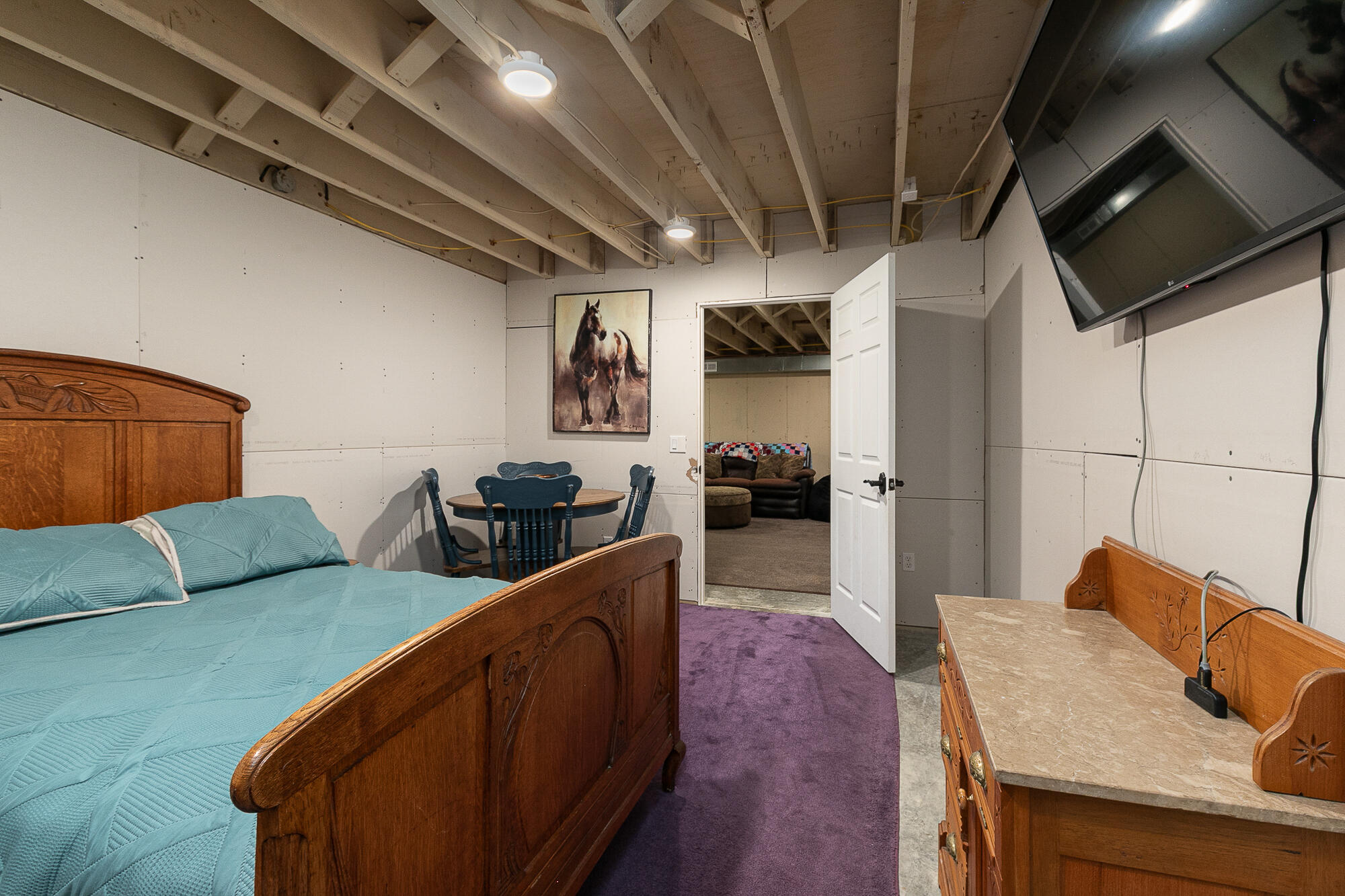 1128 East 425th Road Property Photo 53