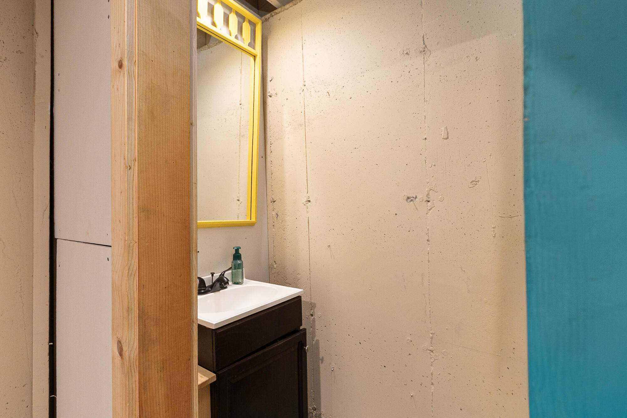 1128 East 425th Road Property Photo 54