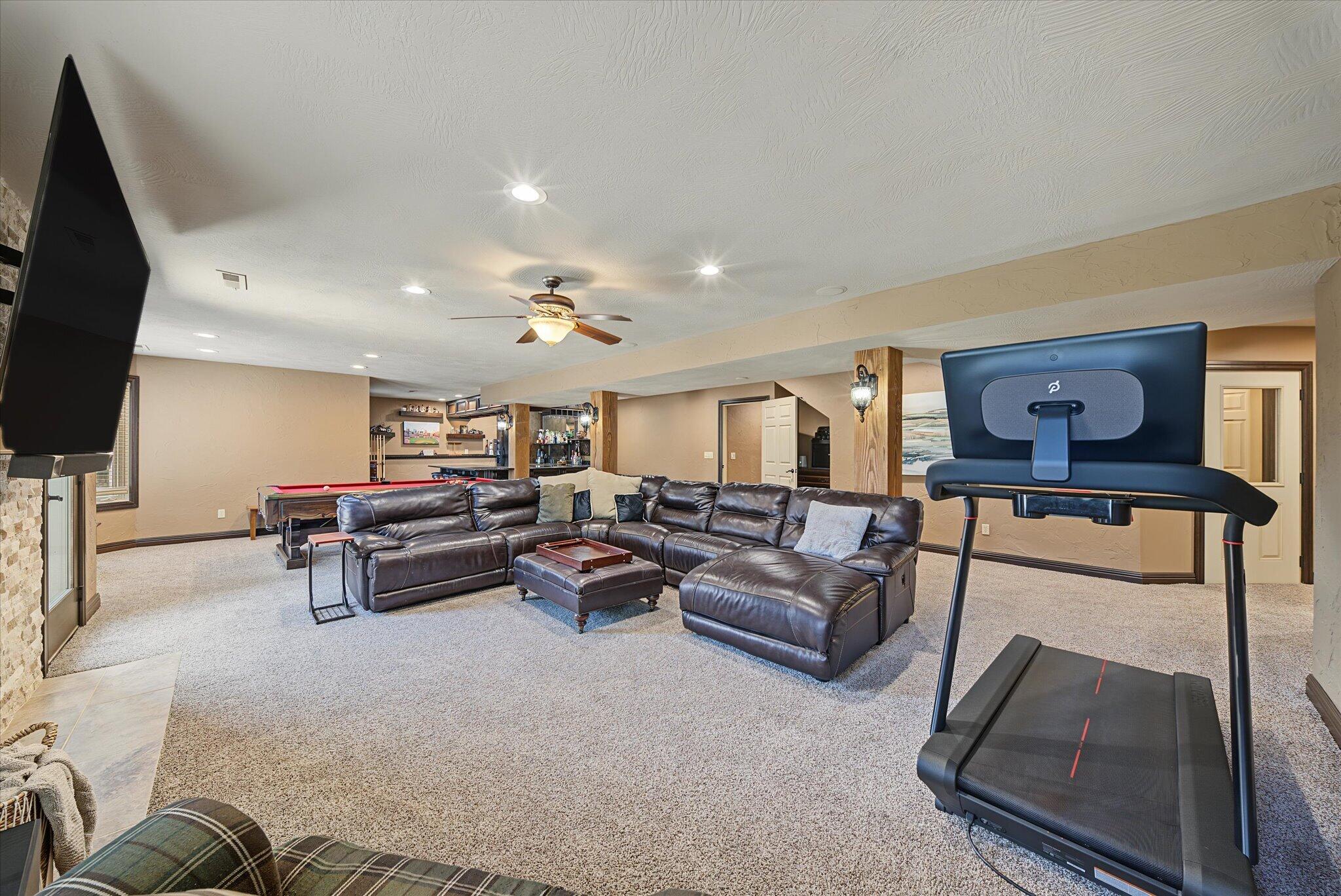 6202 South Meadowview Drive Property Photo 43