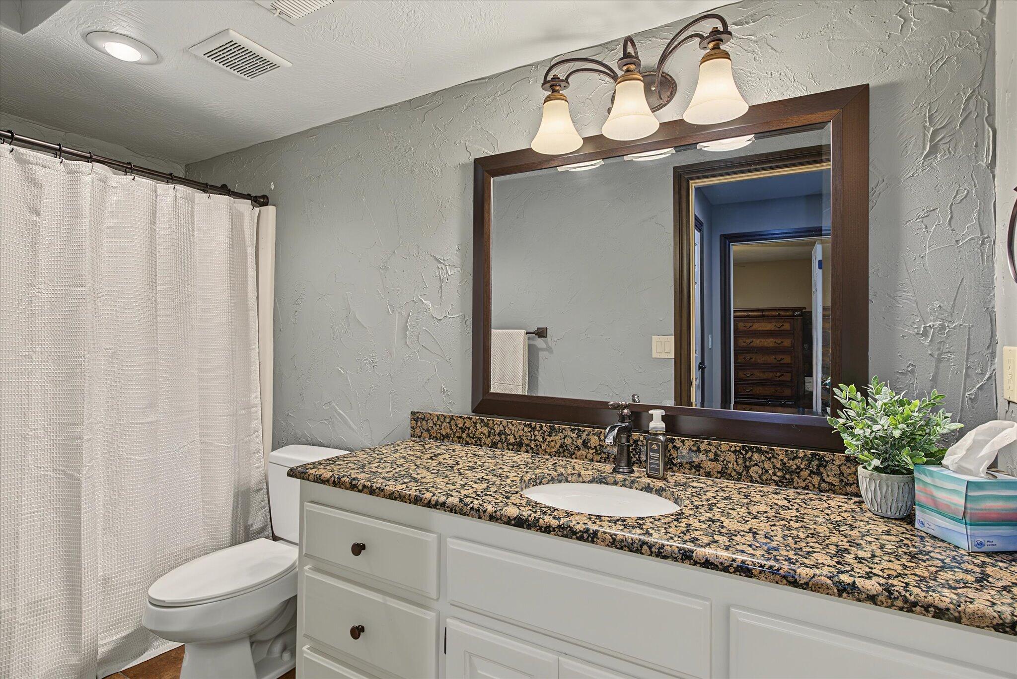6202 South Meadowview Drive Property Photo 56