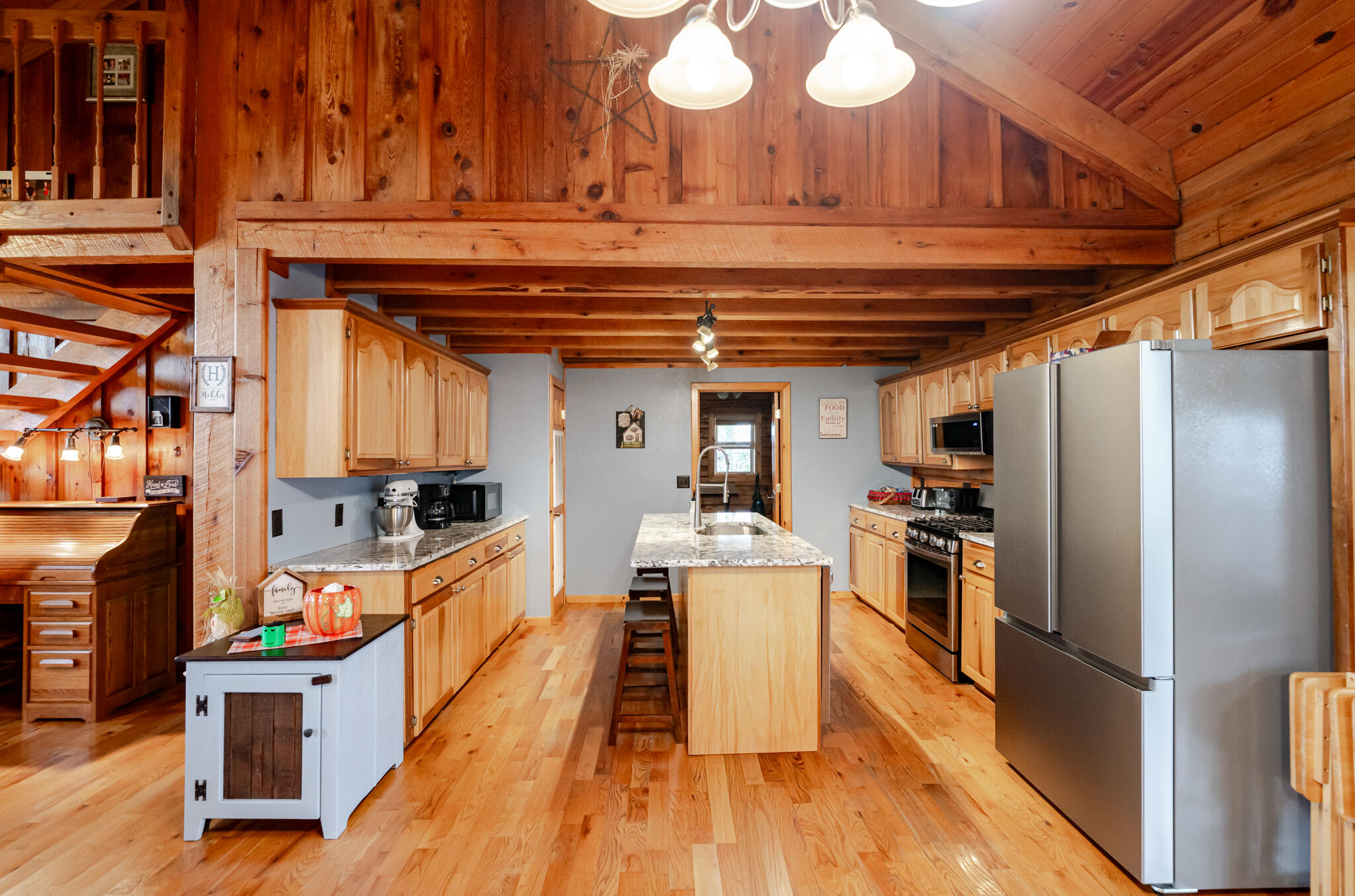 11028 Farm Road 2020 Property Photo 22