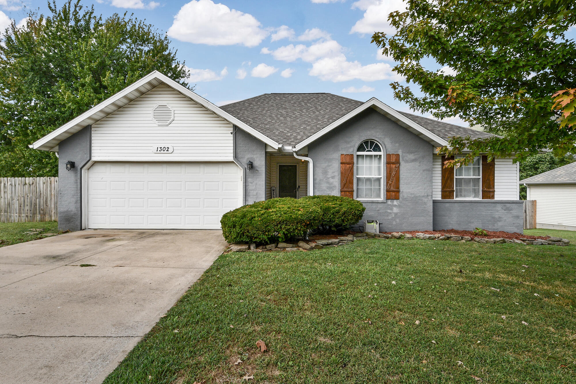 1302 West Turnberry Boulevard Property Photo 1