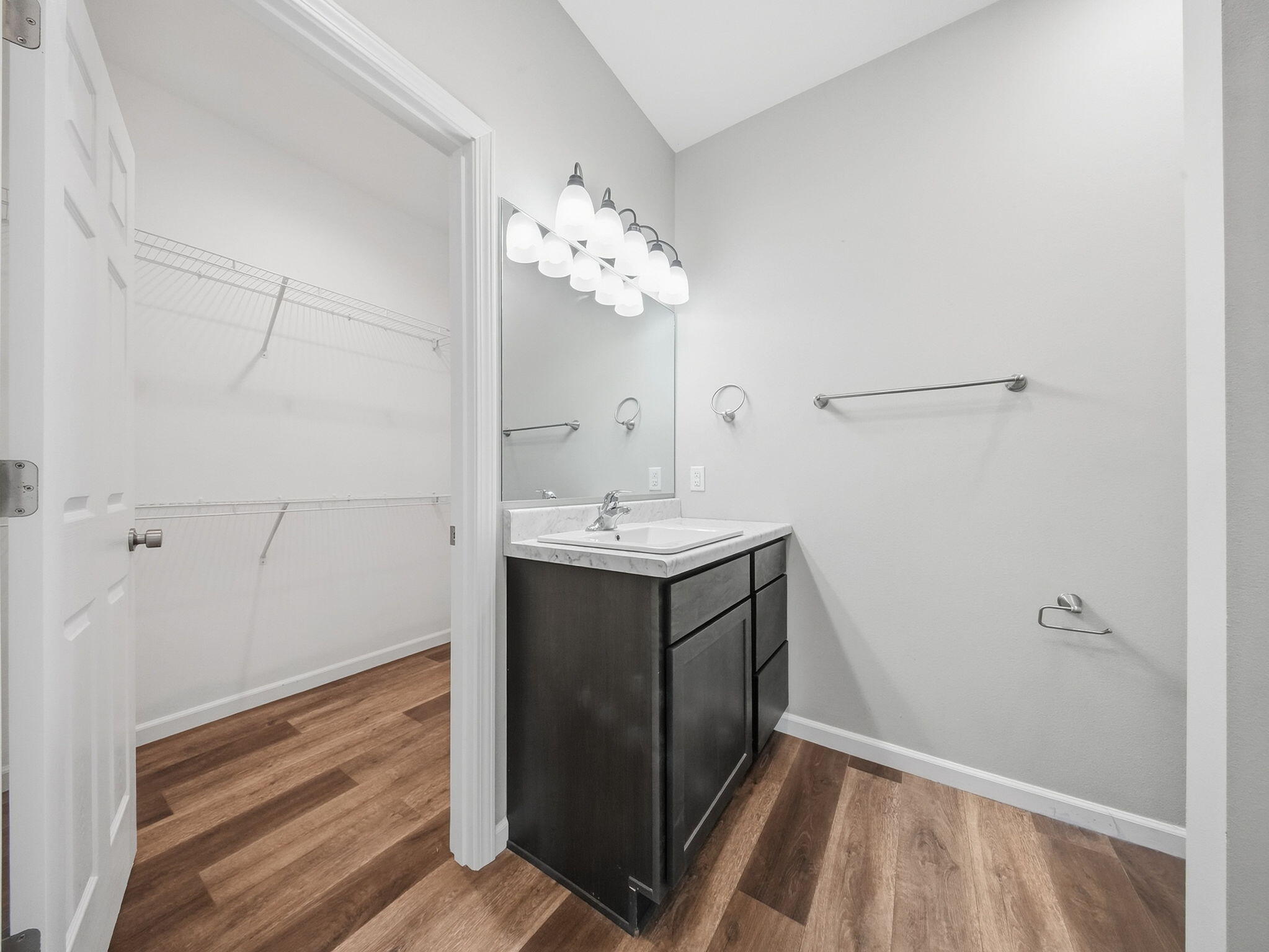 103 West Bluegrass Street Property Photo 10