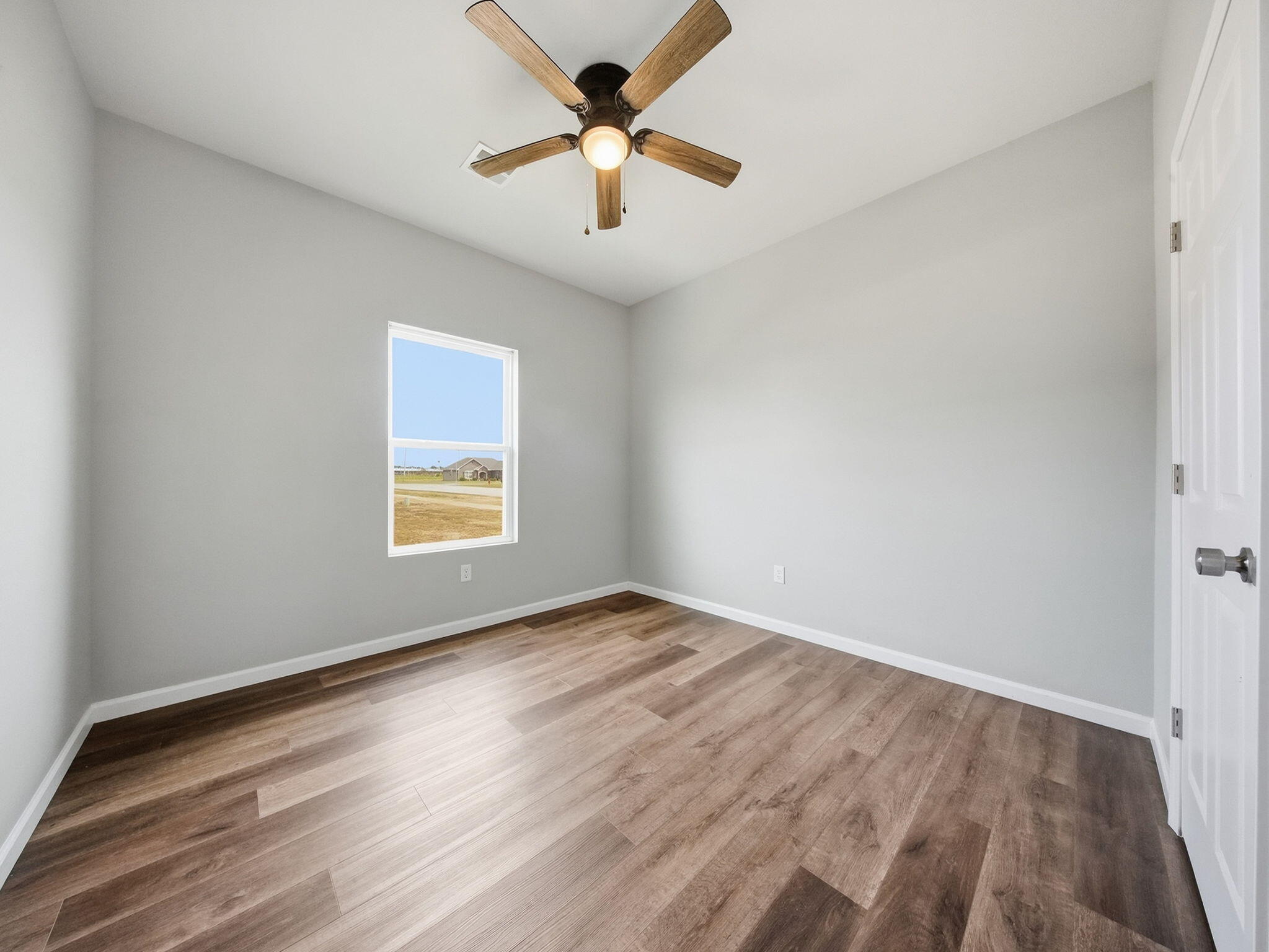 103 West Bluegrass Street Property Photo 15