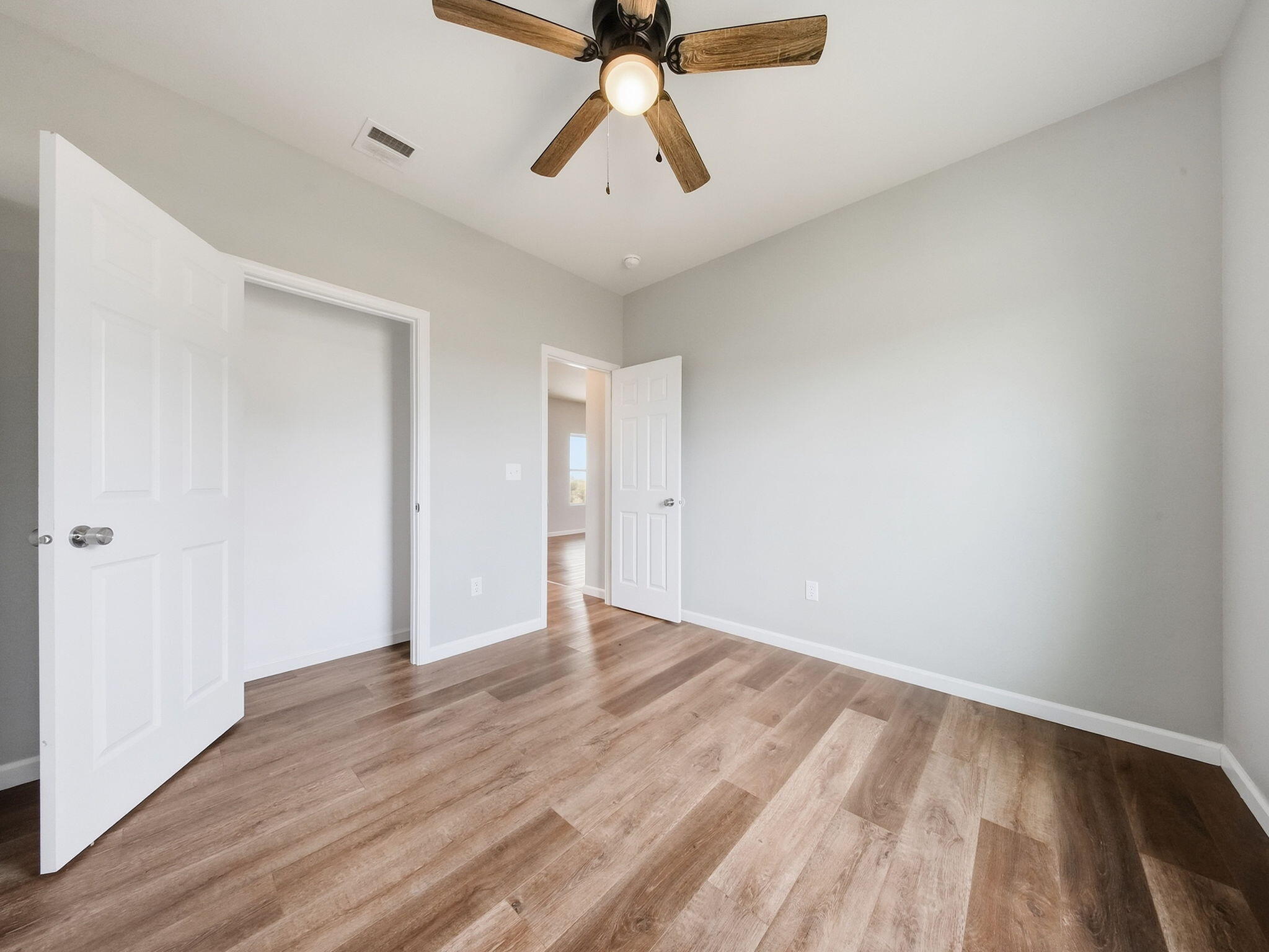 103 West Bluegrass Street Property Photo 16