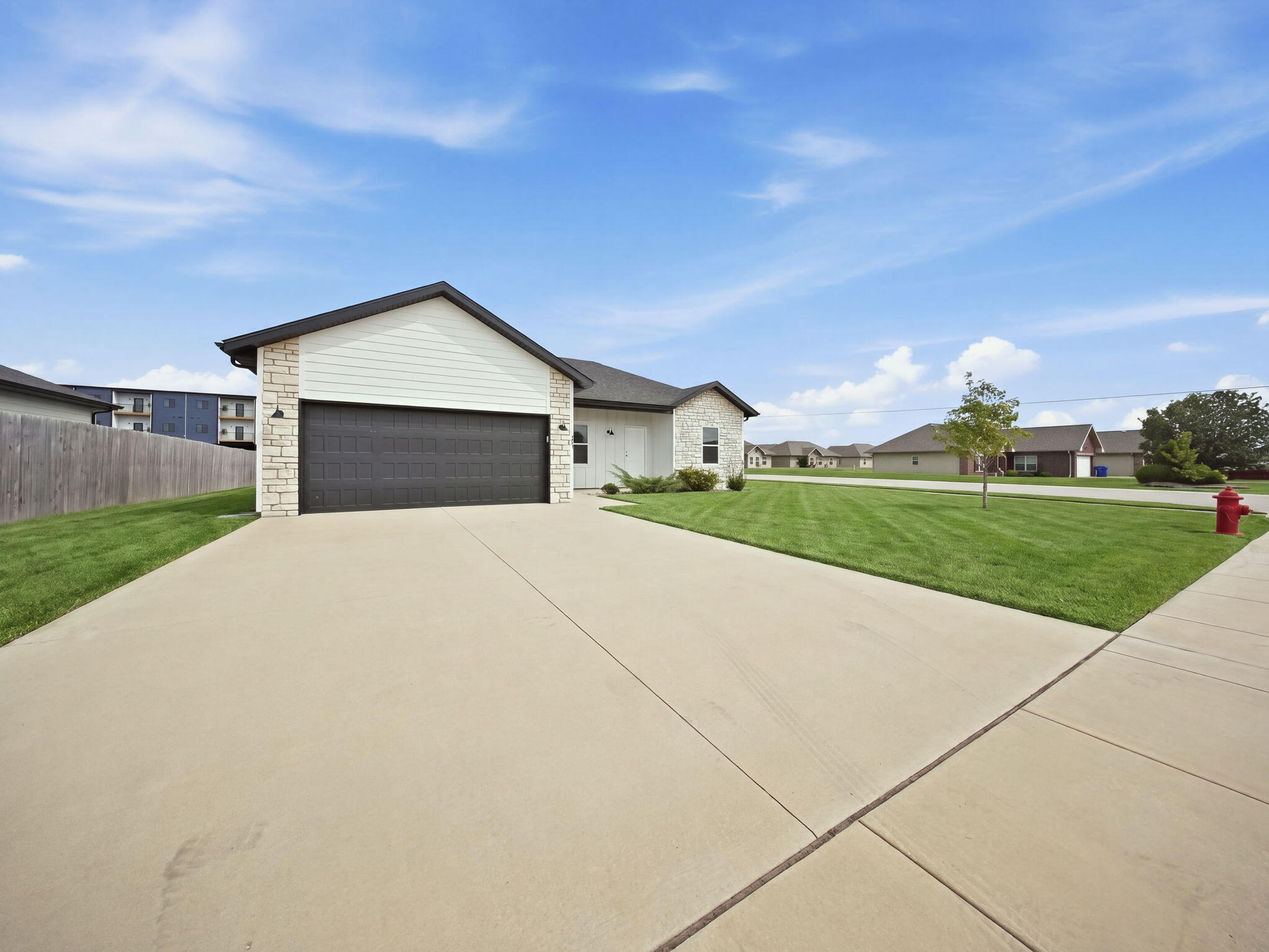103 West Bluegrass Street Property Photo 21