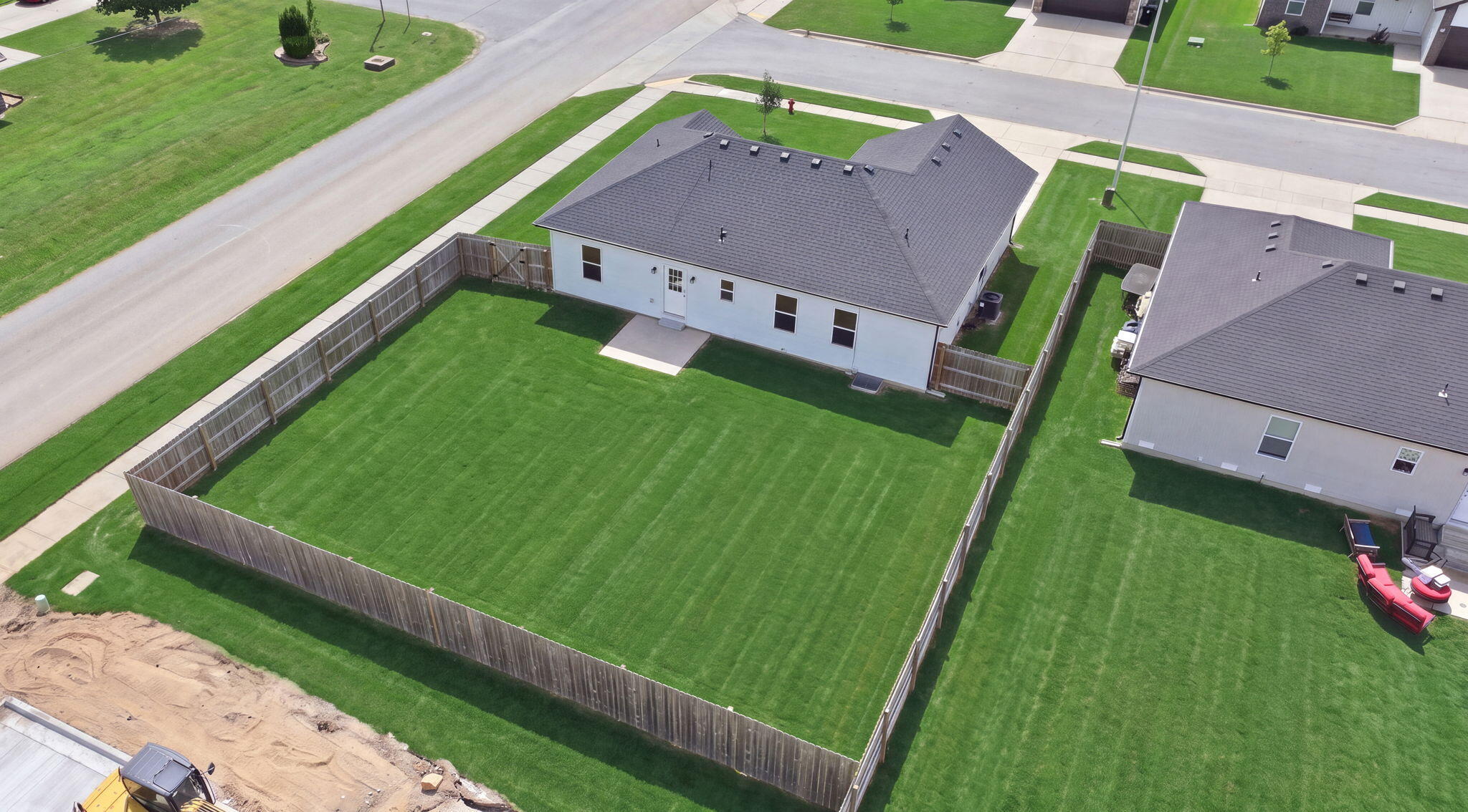 103 West Bluegrass Street Property Photo 24