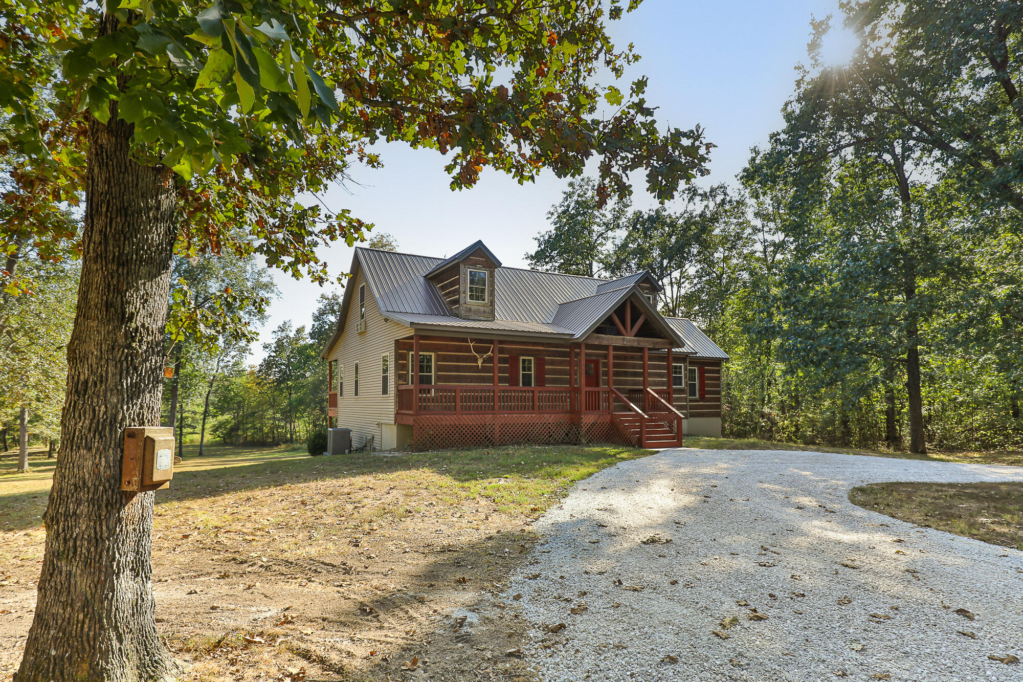 1556 East 464th Road Property Photo 2