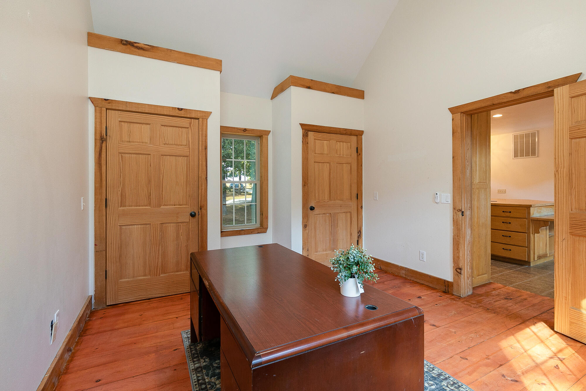 1556 East 464th Road Property Photo 23
