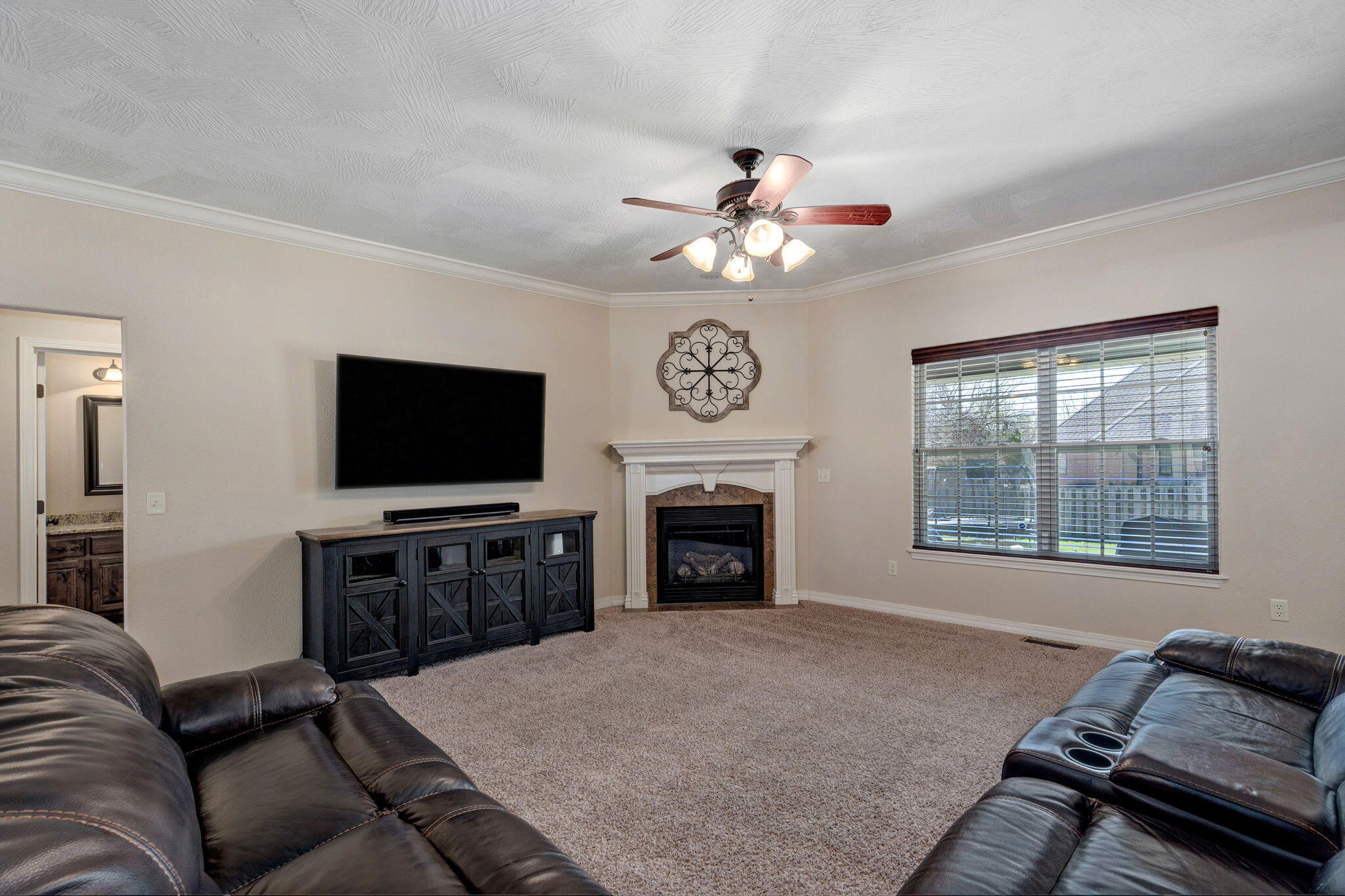 3184 West High Point Street Property Photo 7