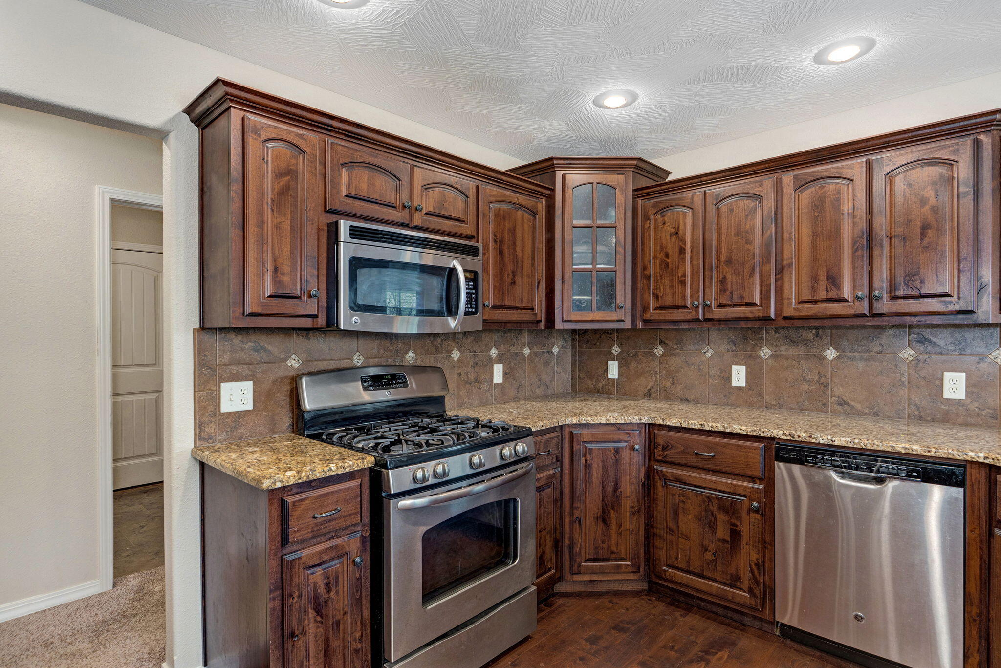 3184 West High Point Street Property Photo 17