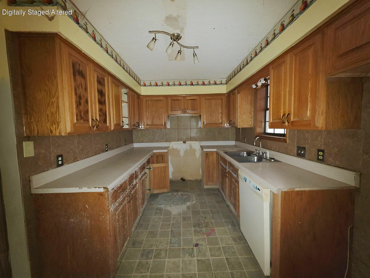 54 James Street Property Photo 6