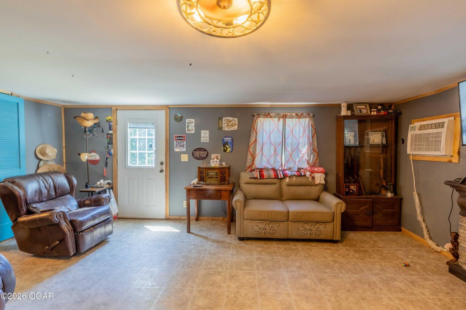 24901 South Deer Valley Road Property Photo 10