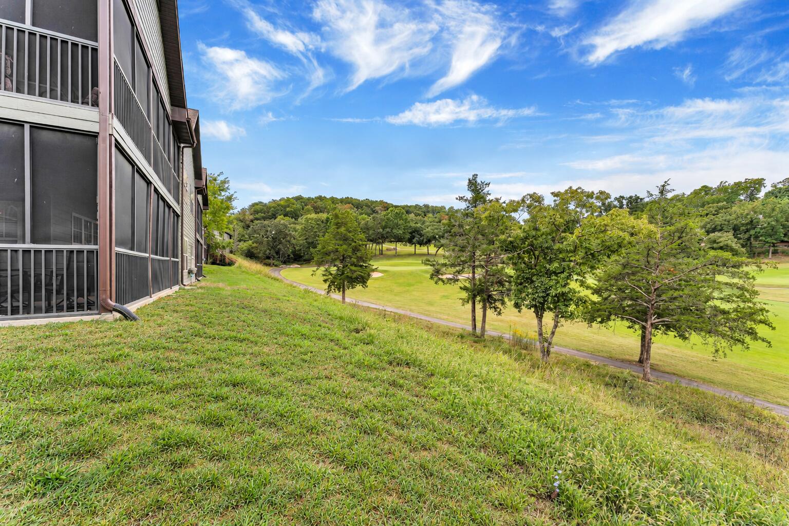 1261 Golf Drive 2 Property Photo 8