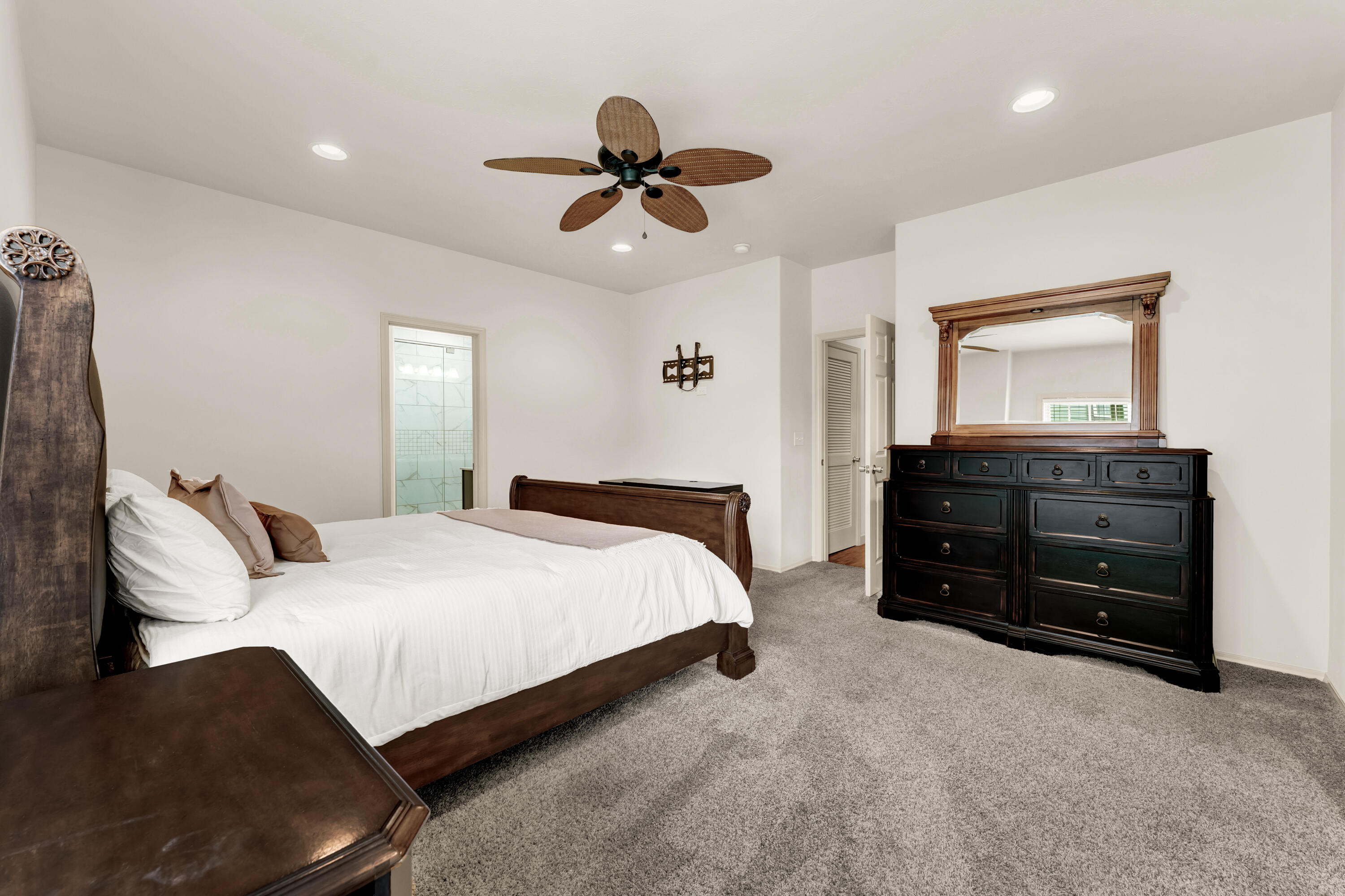 1261 Golf Drive 2 Property Photo 31