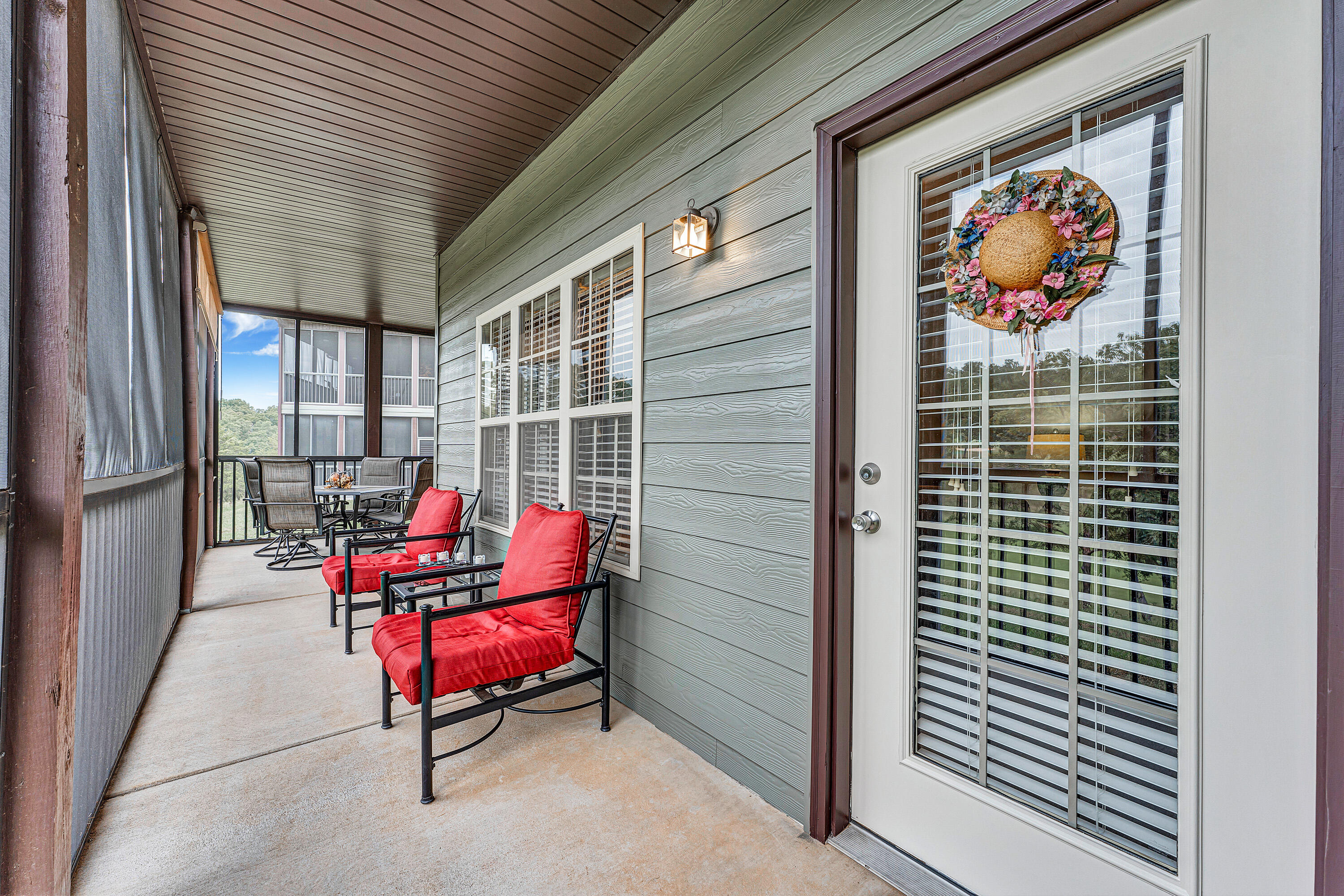 1261 Golf Drive 2 Property Photo 43