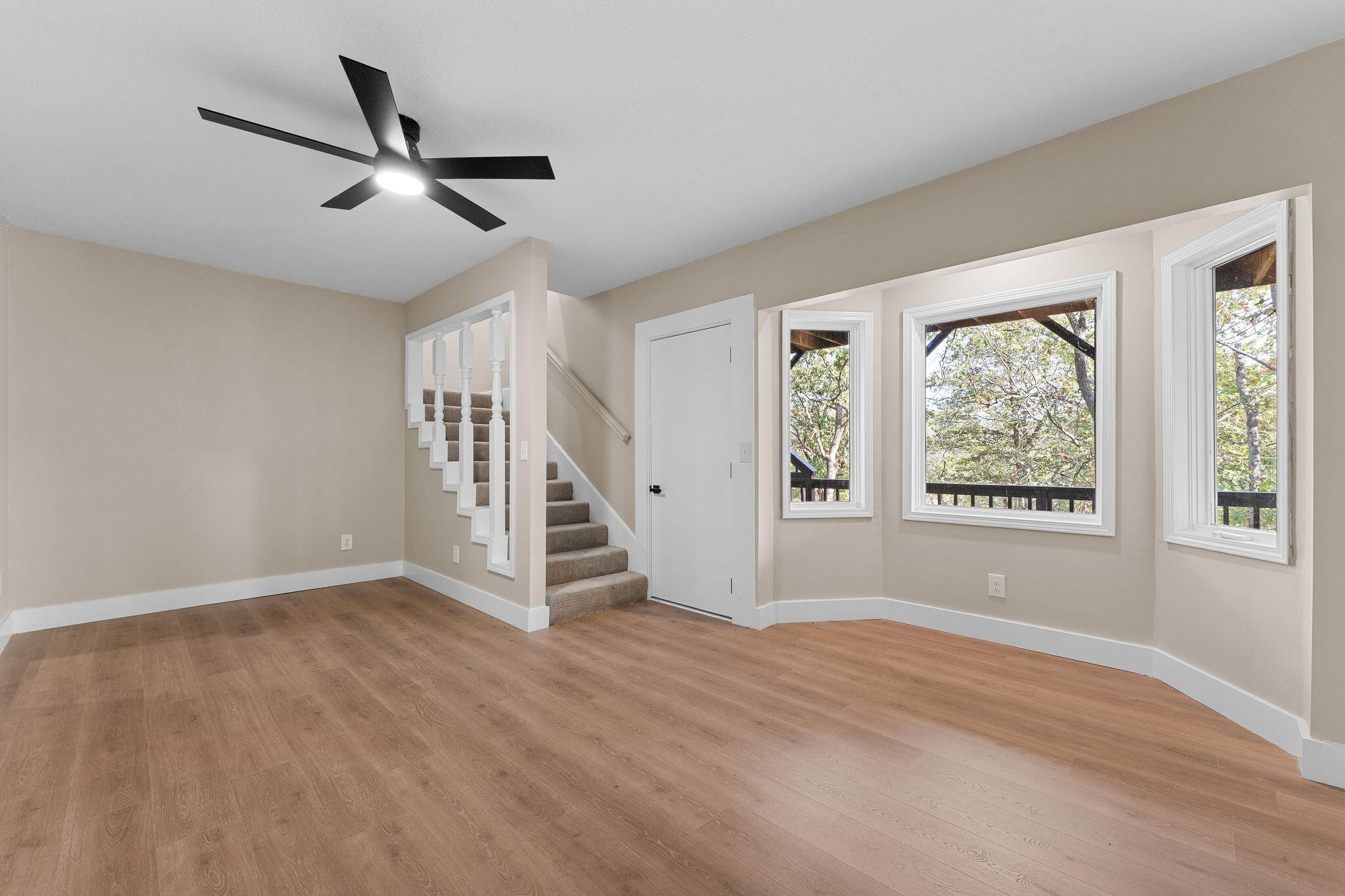 144 Santana Circle Property Photo 26